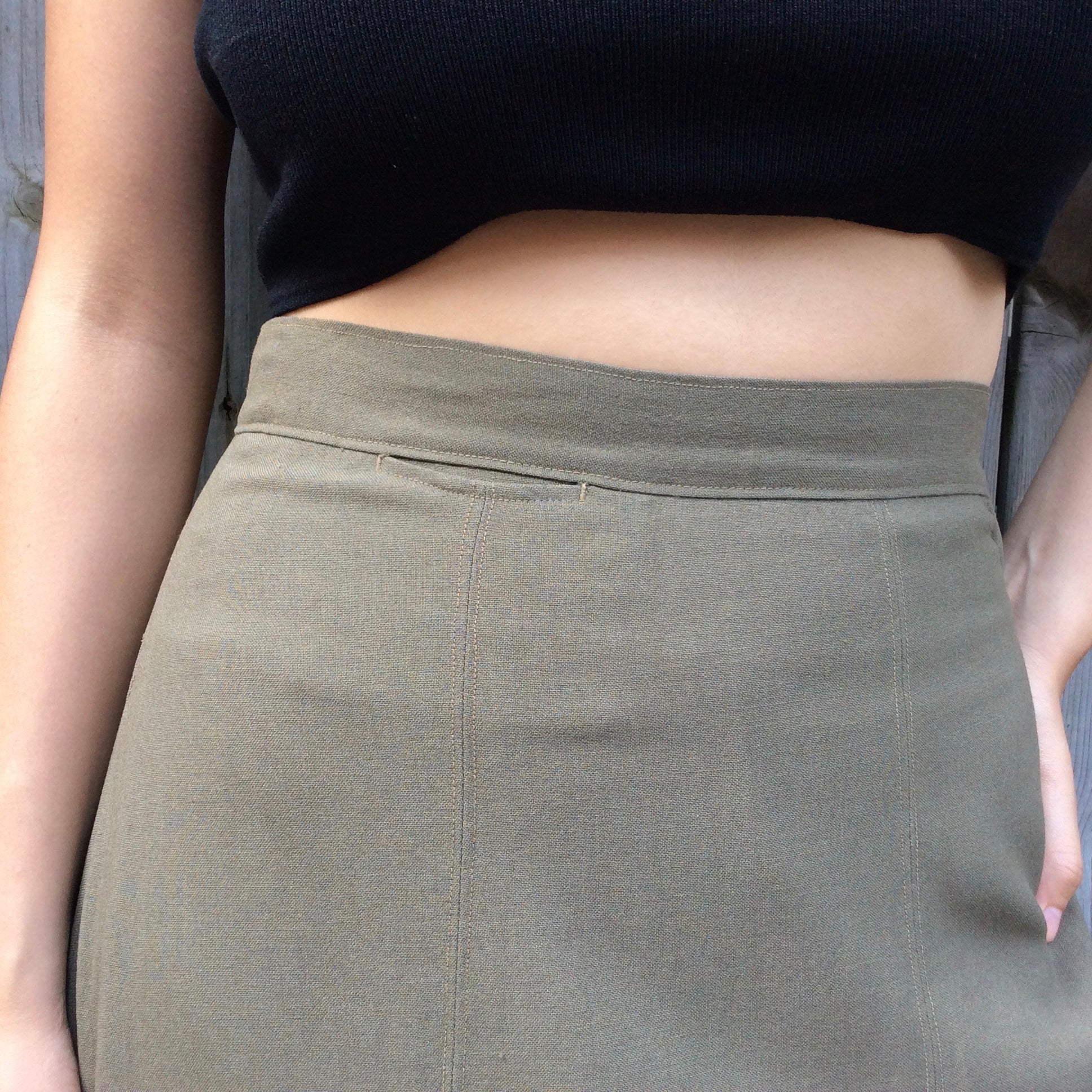 1940s-50s Olive A-line Wool Skirt Small - Image 3