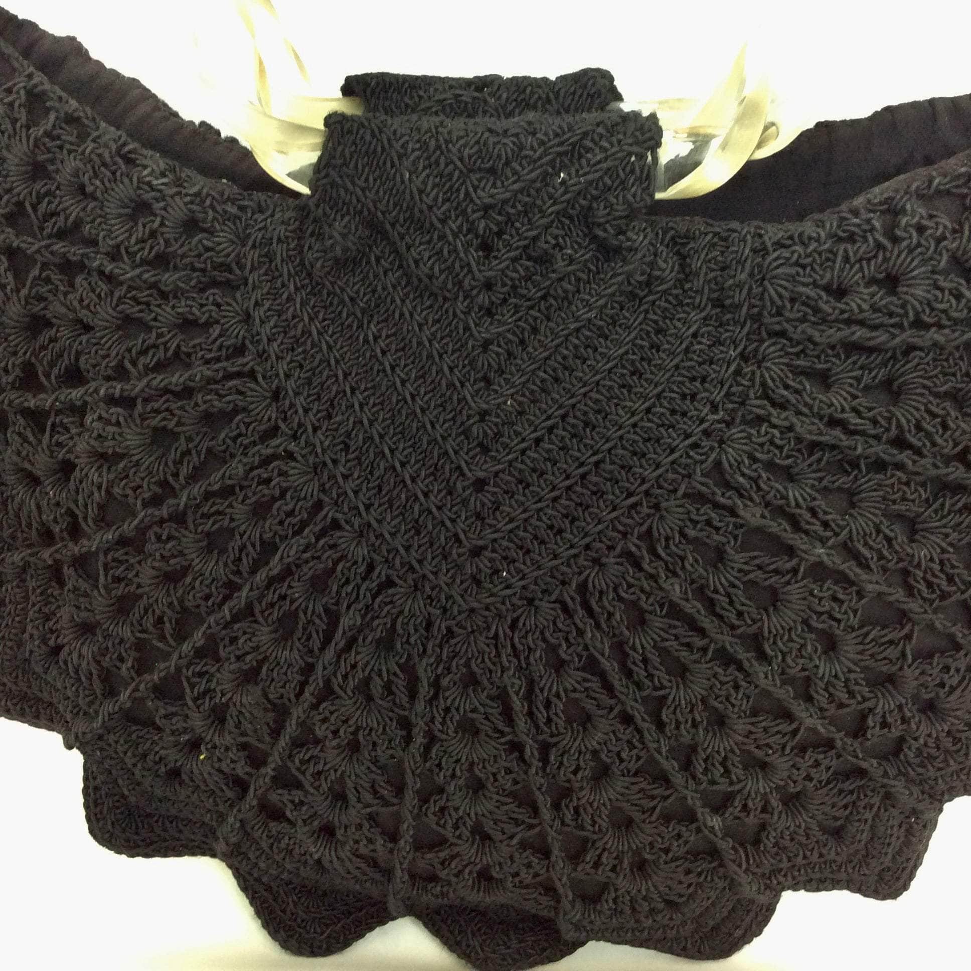 1940s Black Crochet Handbag with Lucite Handles - Image 4