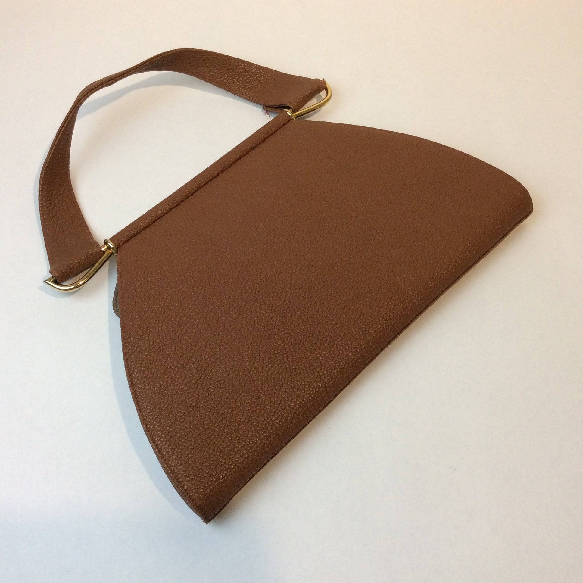 1940s Light Brown Textured Leather Handbag - Image 6