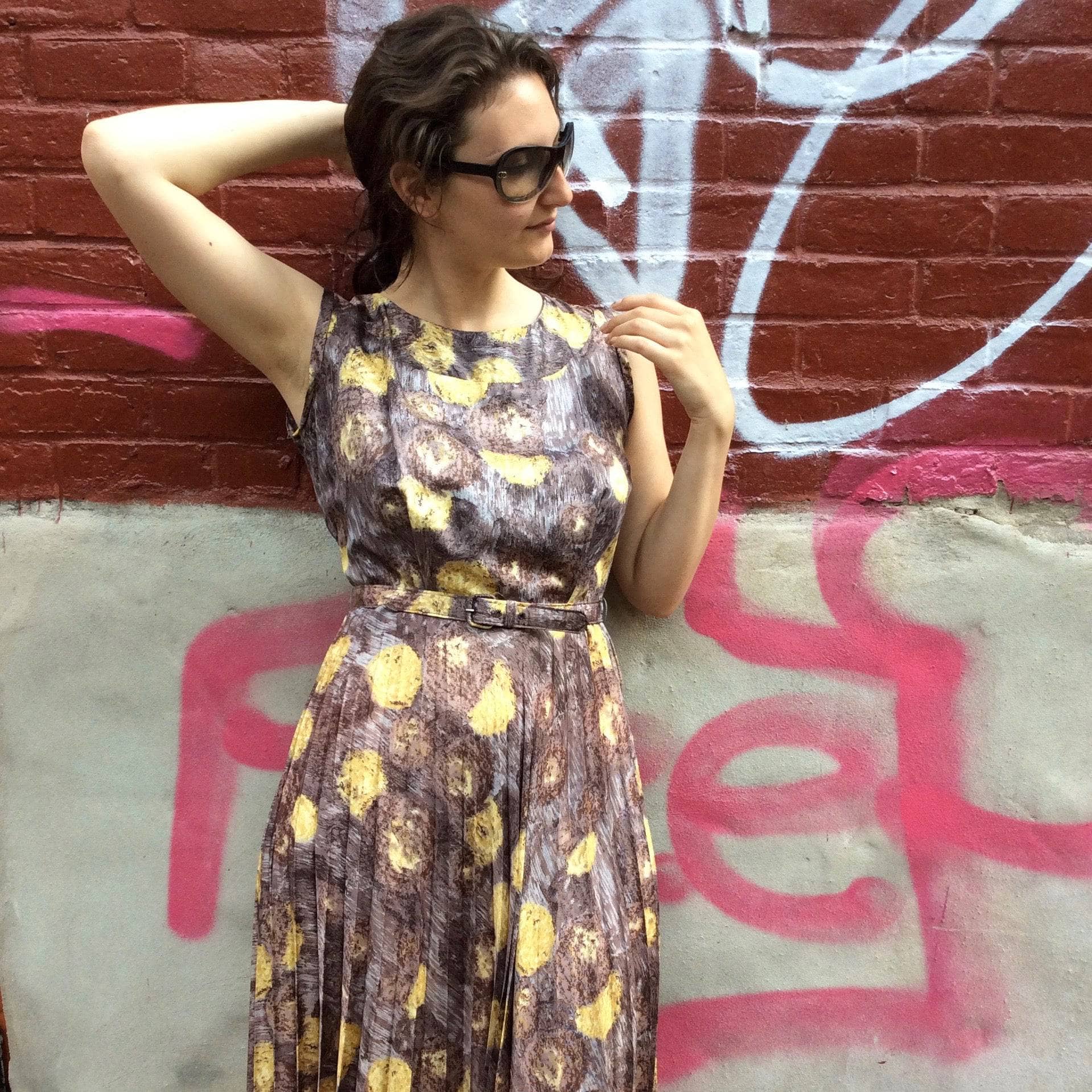 1950s Sunburst Pleated Sleeveless Dress Medium - Image 6