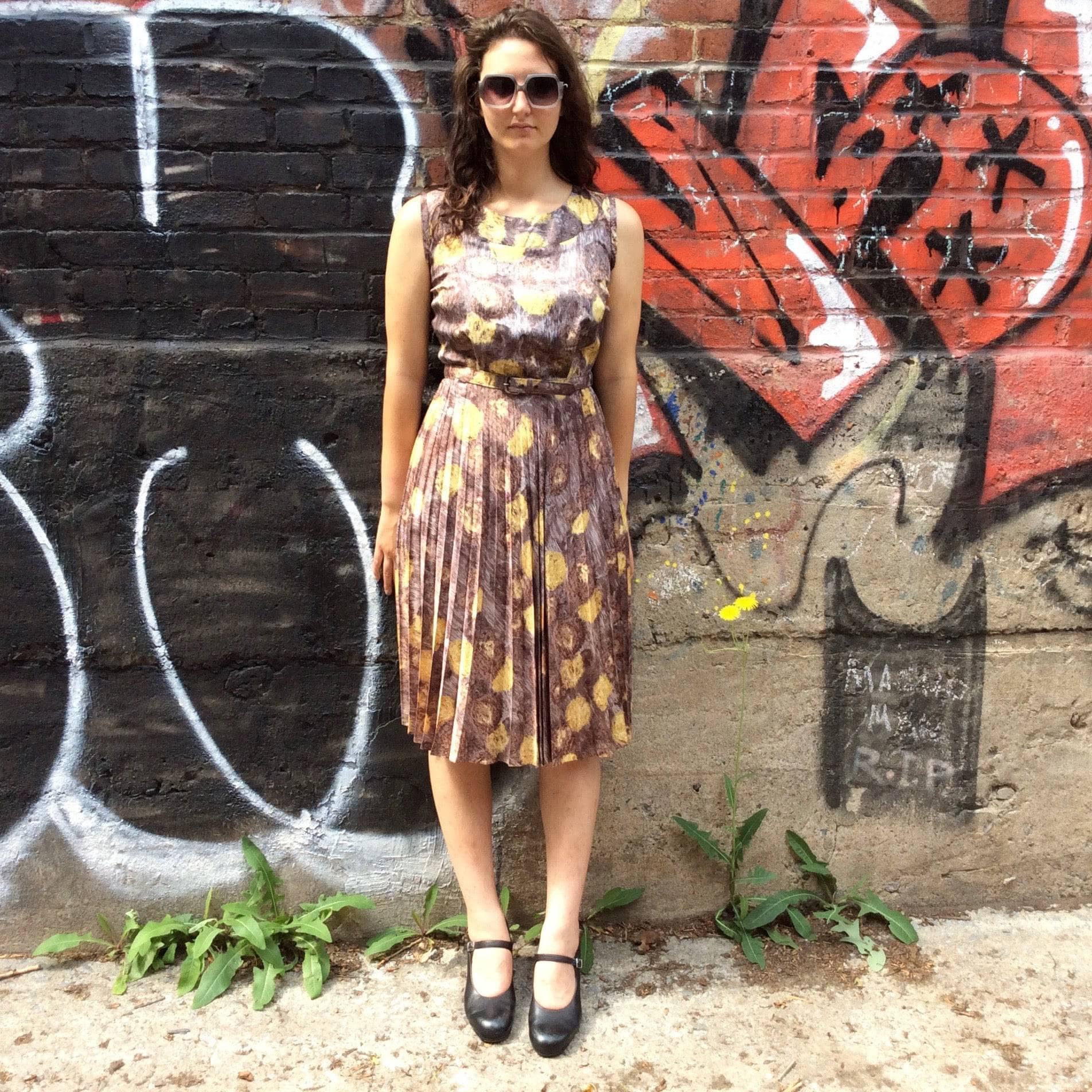 1950s Sunburst Pleated Sleeveless Dress Medium - Image 8