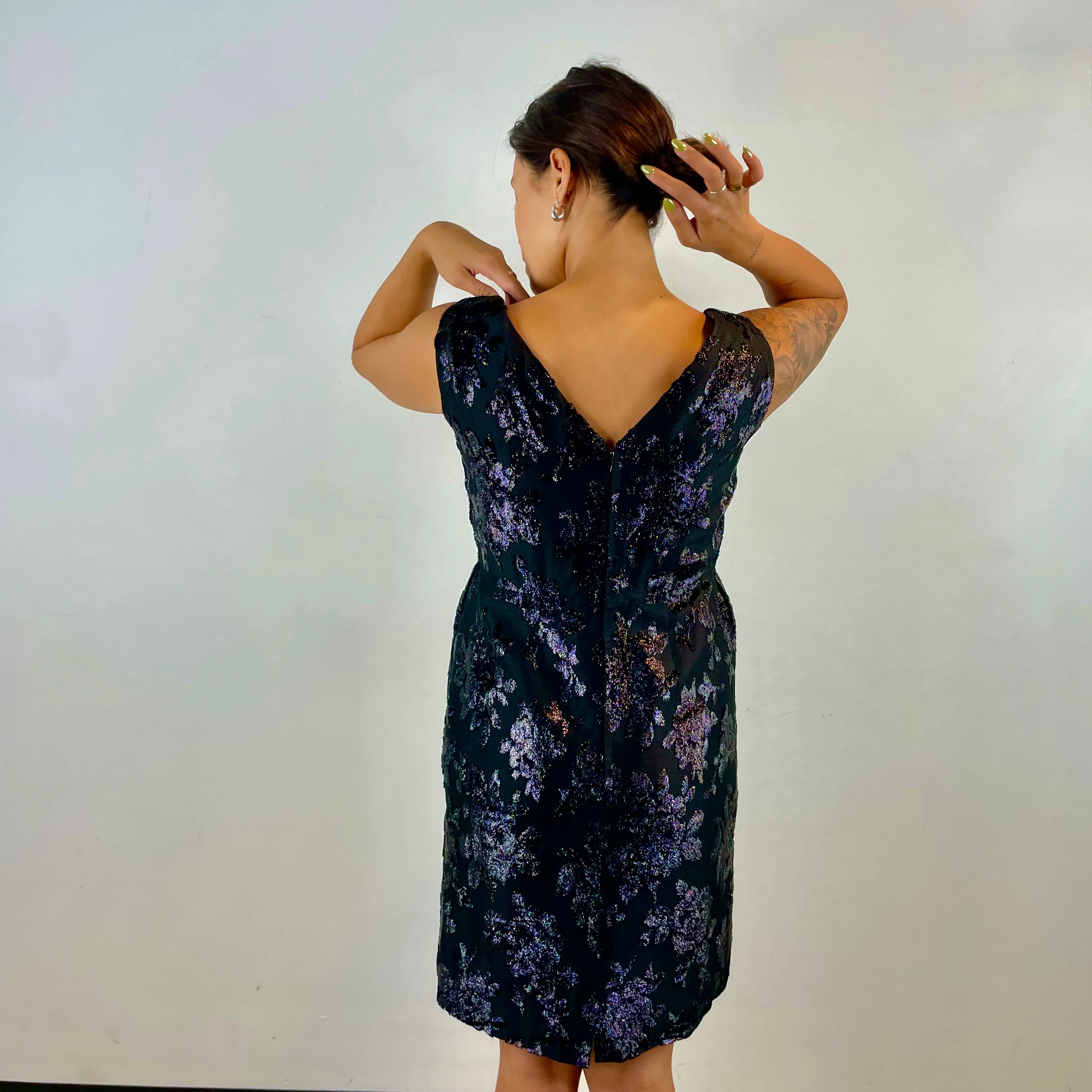 1950s-1960s Floral Brocade Black Cocktail Dress Medium - Image 3