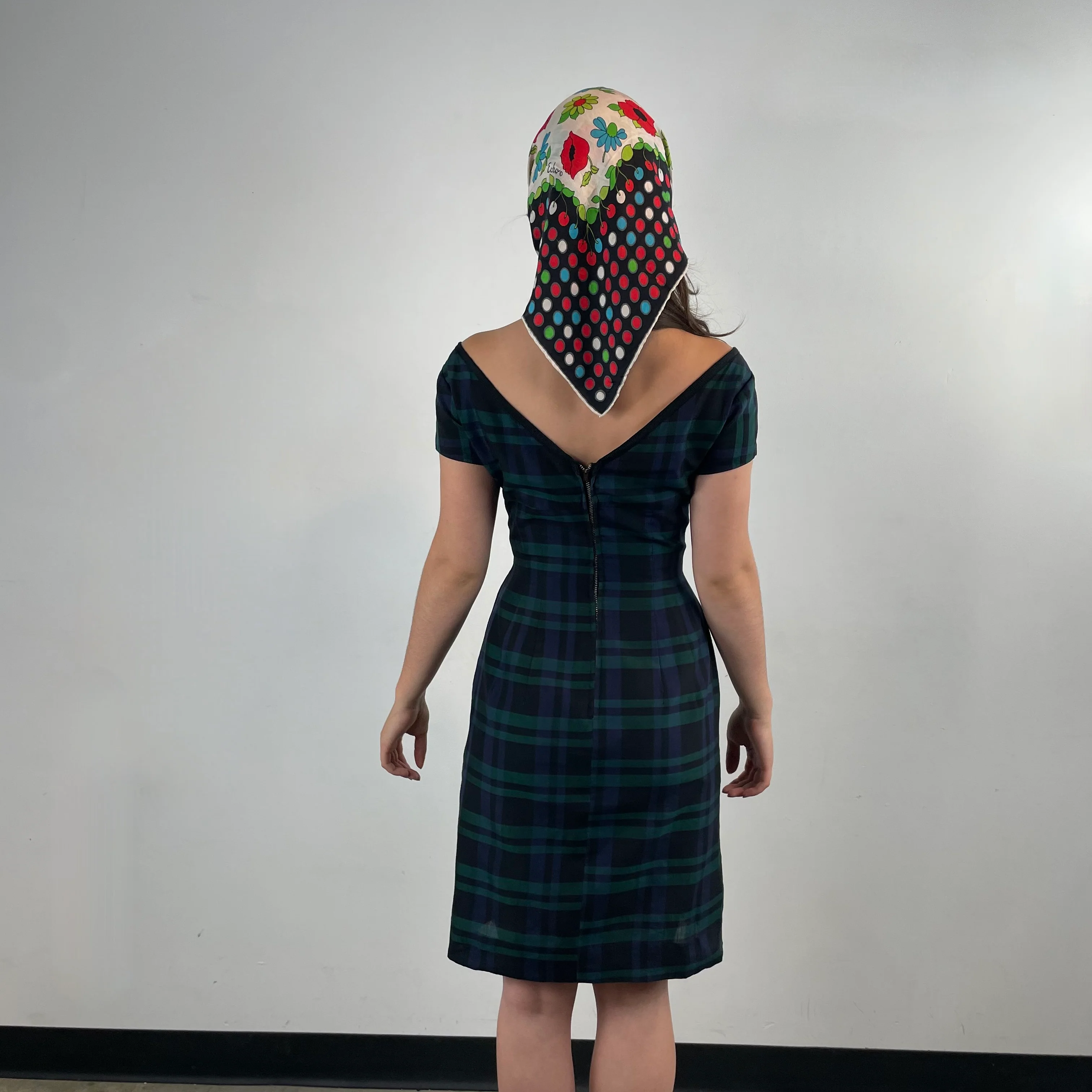 1950s-1960s Short Sleeve Fitted Plaid Dress Small - Image 2