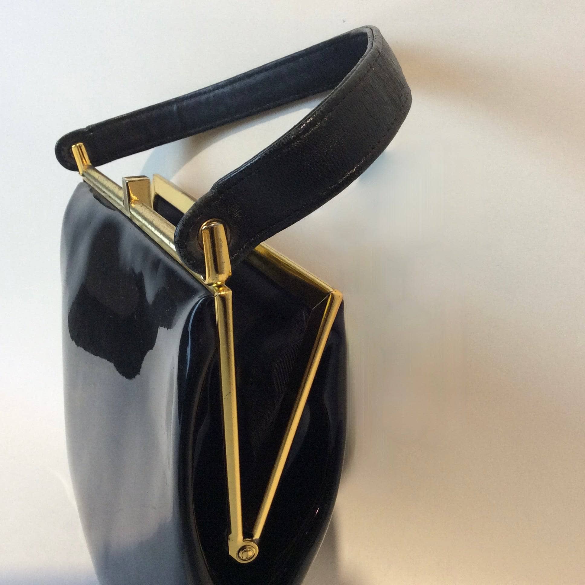 1950s-60s Black Patent Leather Handbag with Decorative Buckle Strap - Image 4
