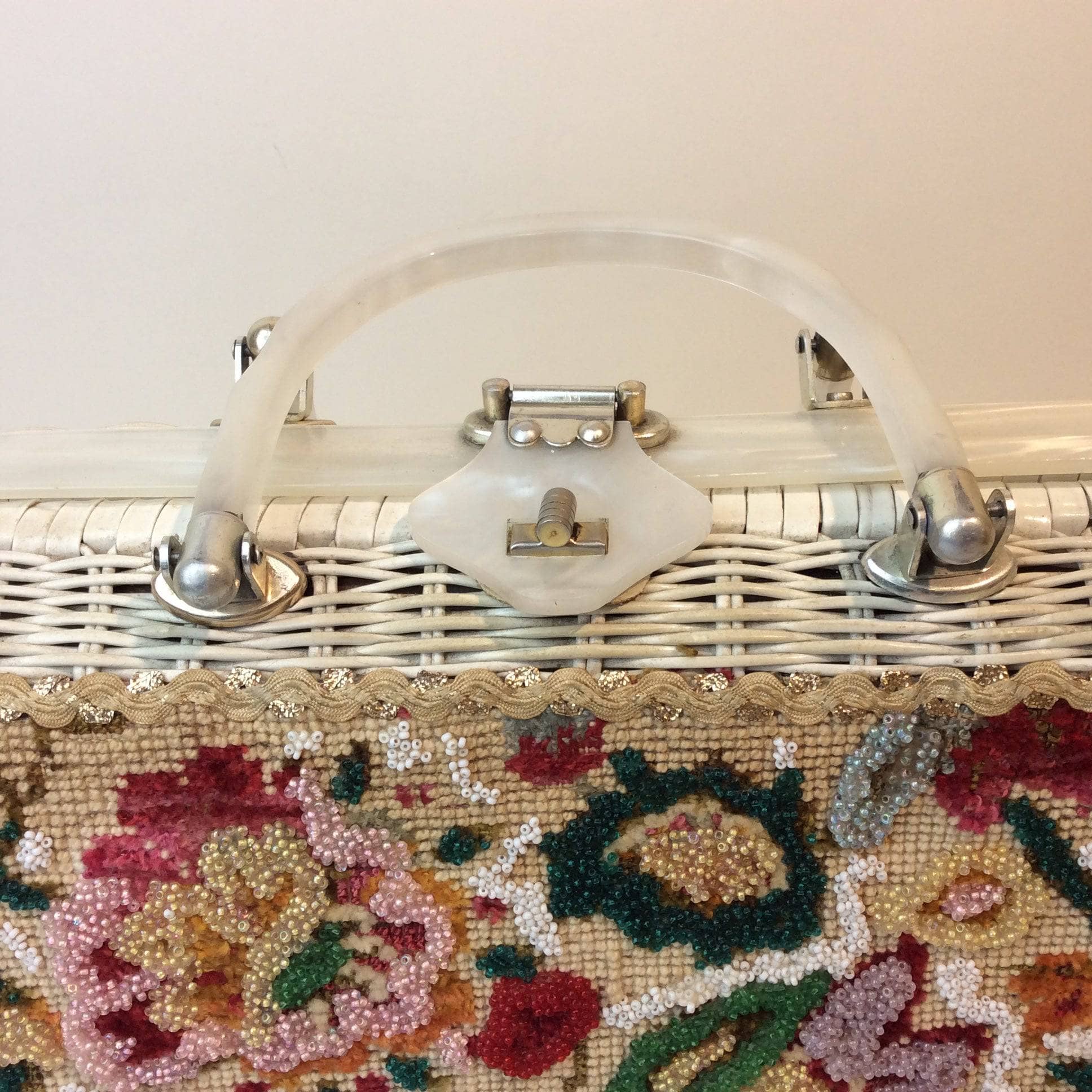 1950s-60s Floral Needlepoint Wicker Basket Purse - Image 4