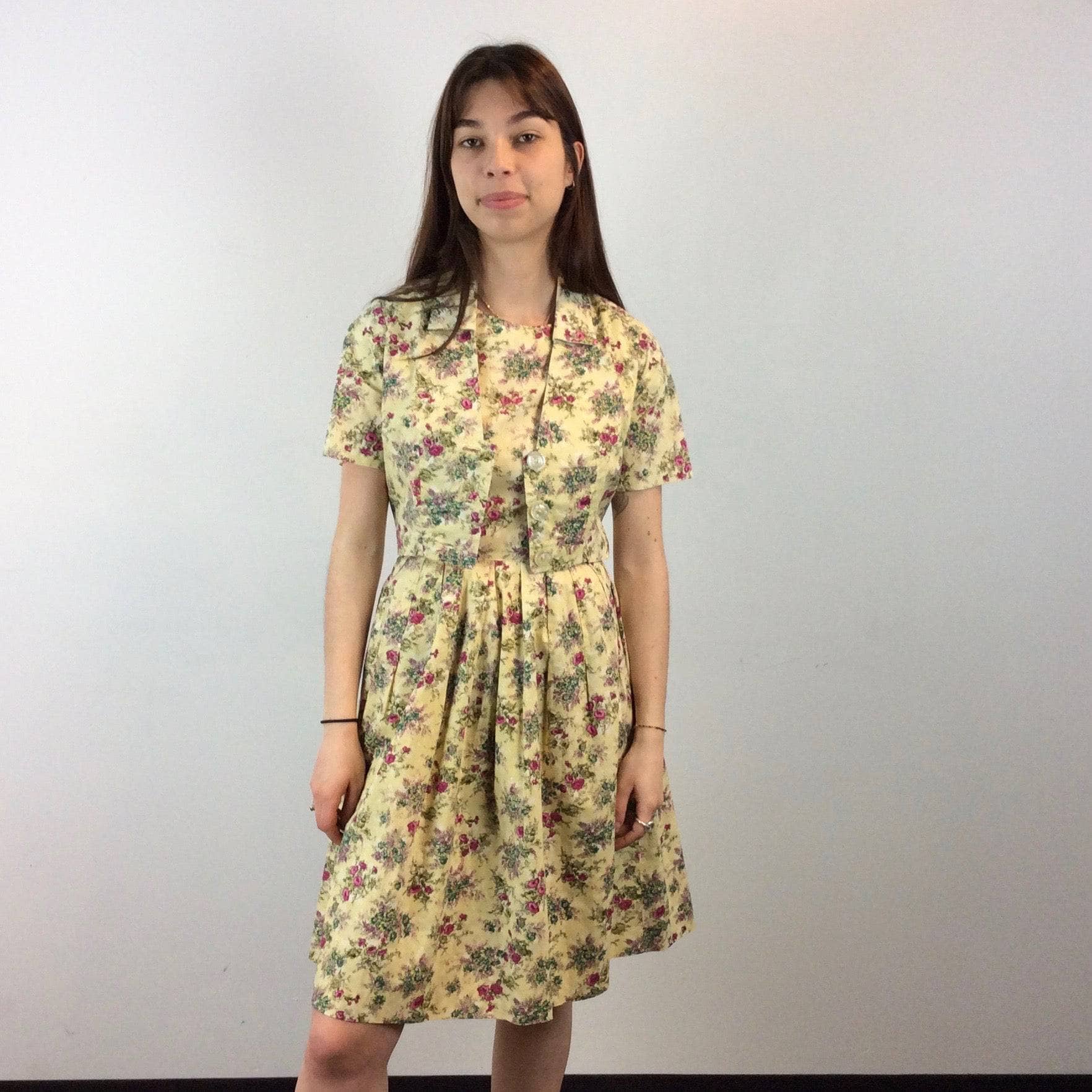 1950s-60s Floral Print Yellow Cotton Petite Dress and Bolero Set  XS/S - Image 4