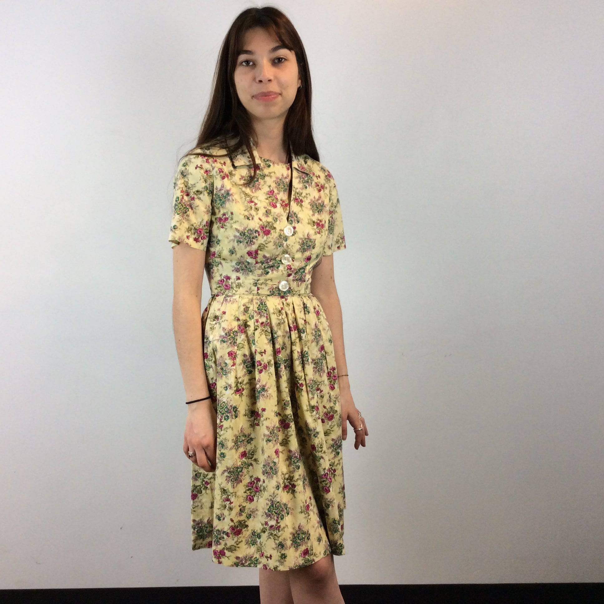 1950s-60s Floral Print Yellow Cotton Petite Dress and Bolero Set  XS/S - Image 6