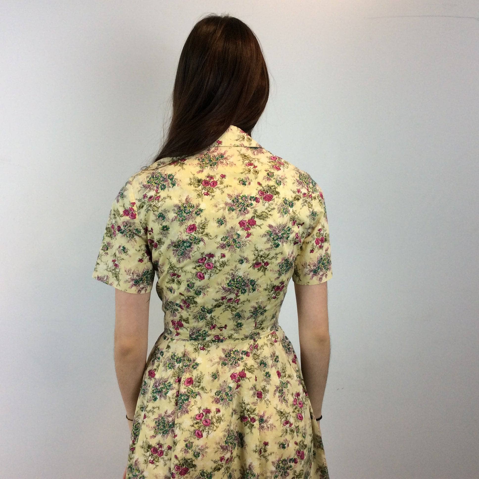 1950s-60s Floral Print Yellow Cotton Petite Dress and Bolero Set  XS/S - Image 7