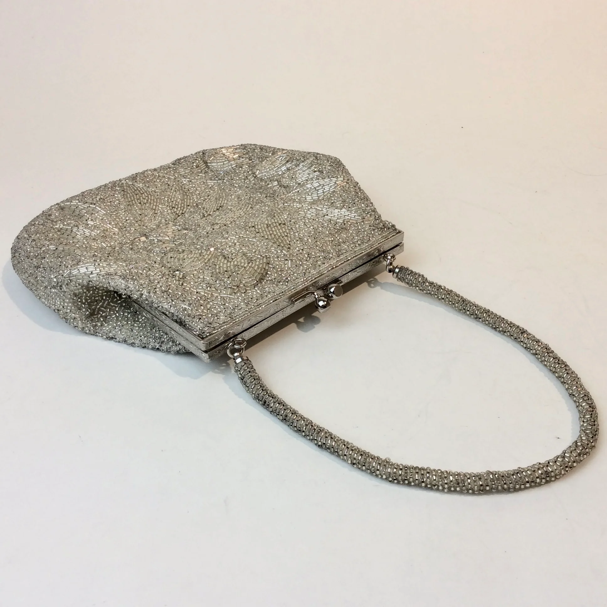 1950s-60s Silver Beaded Evening Bag - Image 4