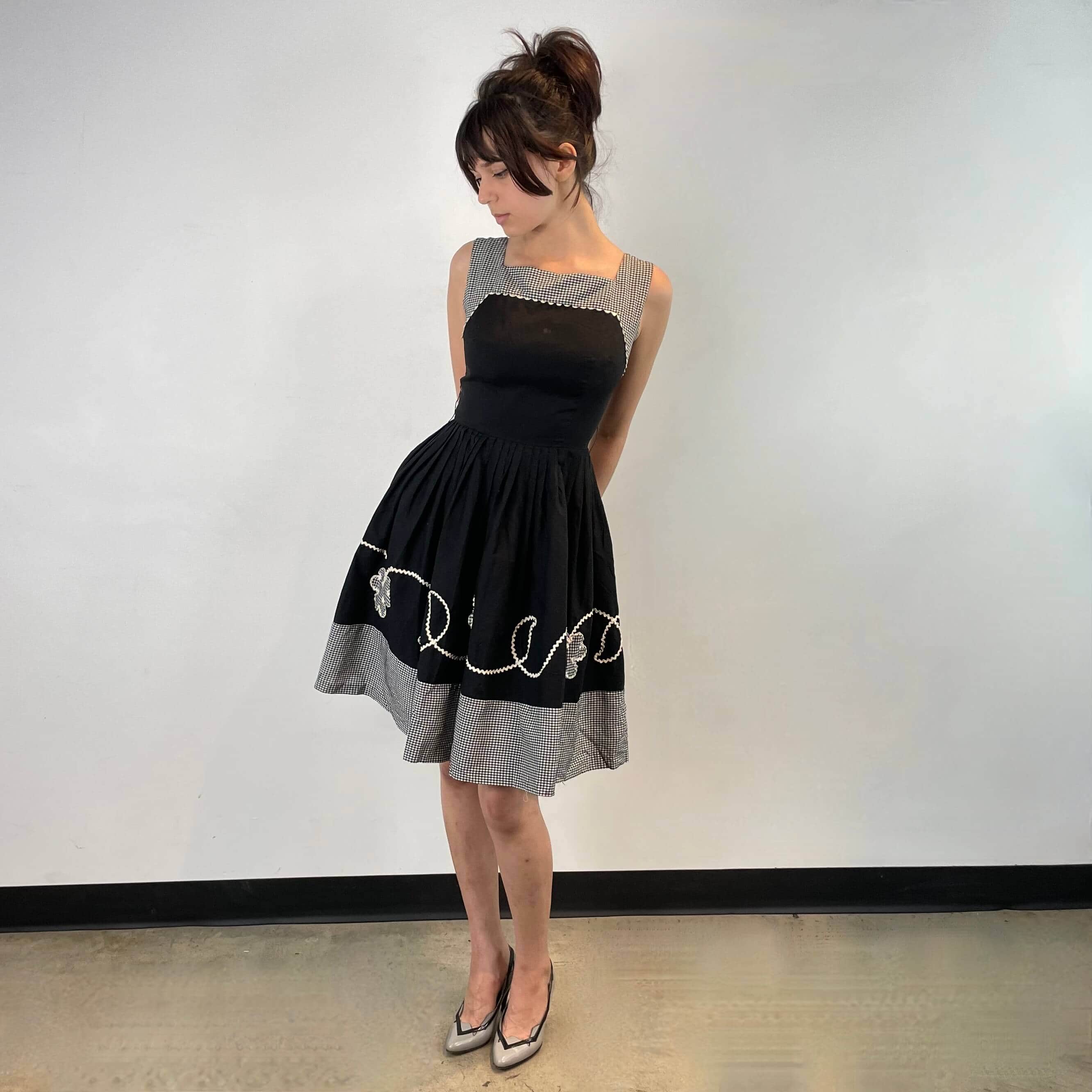 1950s Black and White Cotton Petite Dress Extra-Small - Image 5