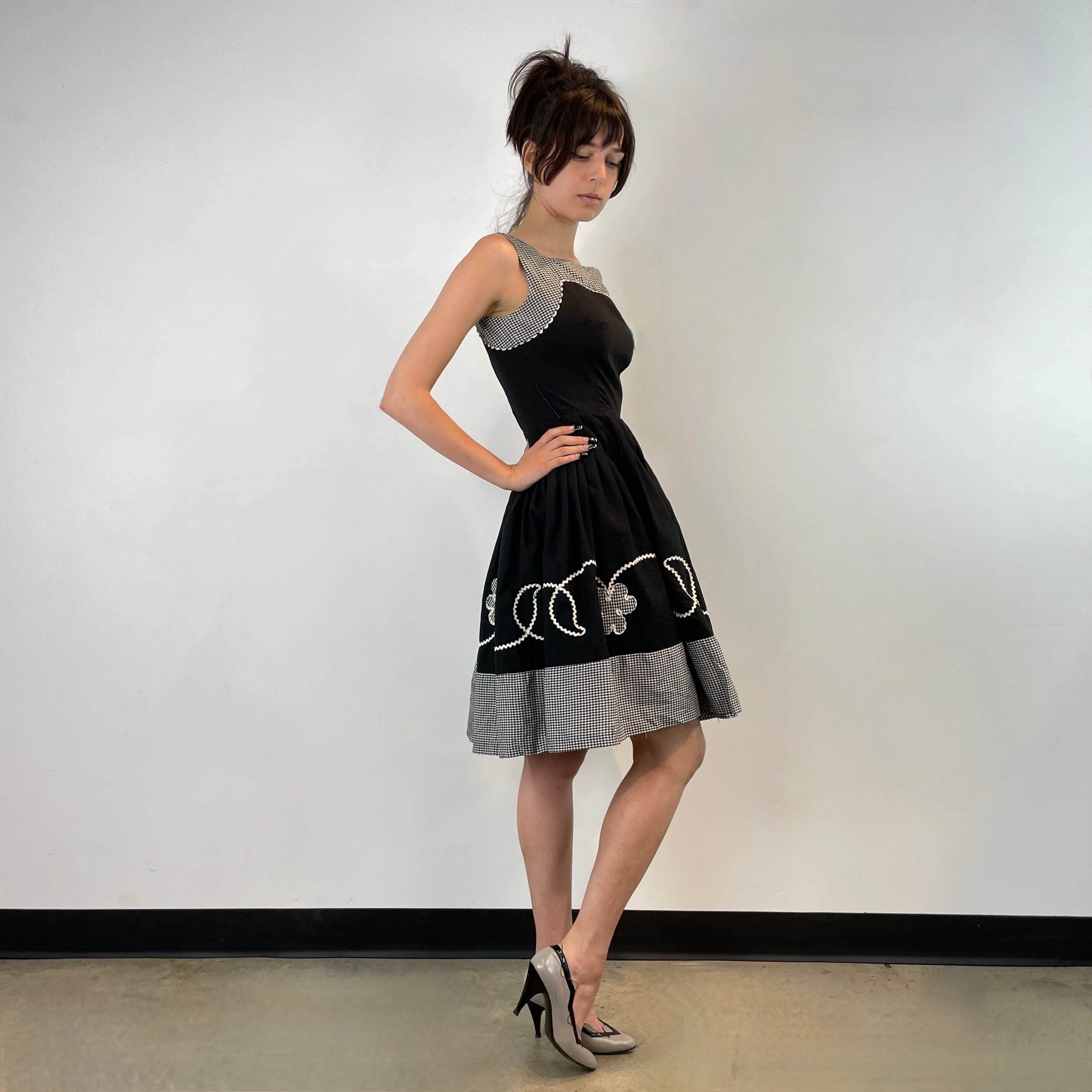 1950s Black and White Cotton Petite Dress Extra-Small - Image 6