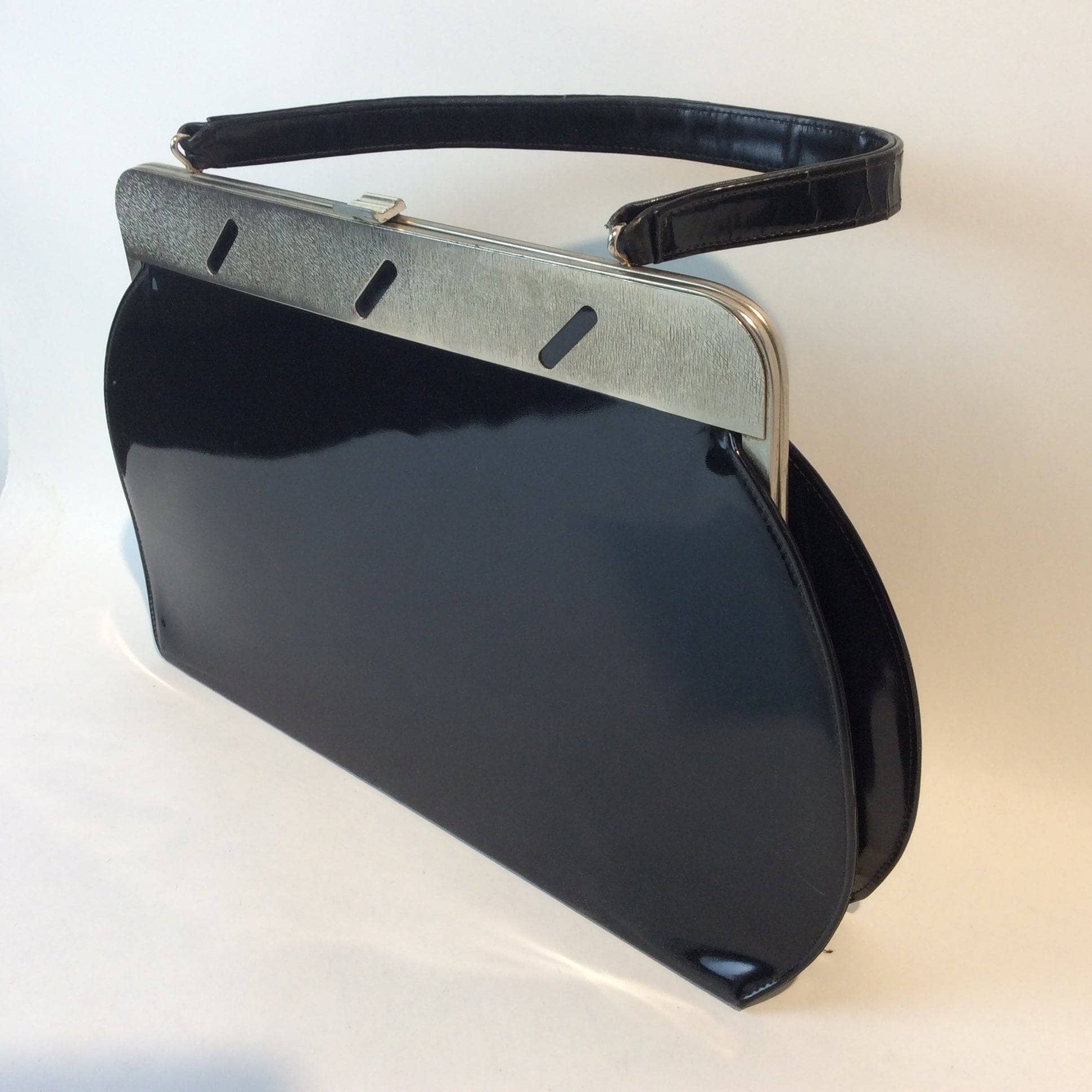 1950s Black Faux Patent Leather Oversized Frame Bag - Image 2