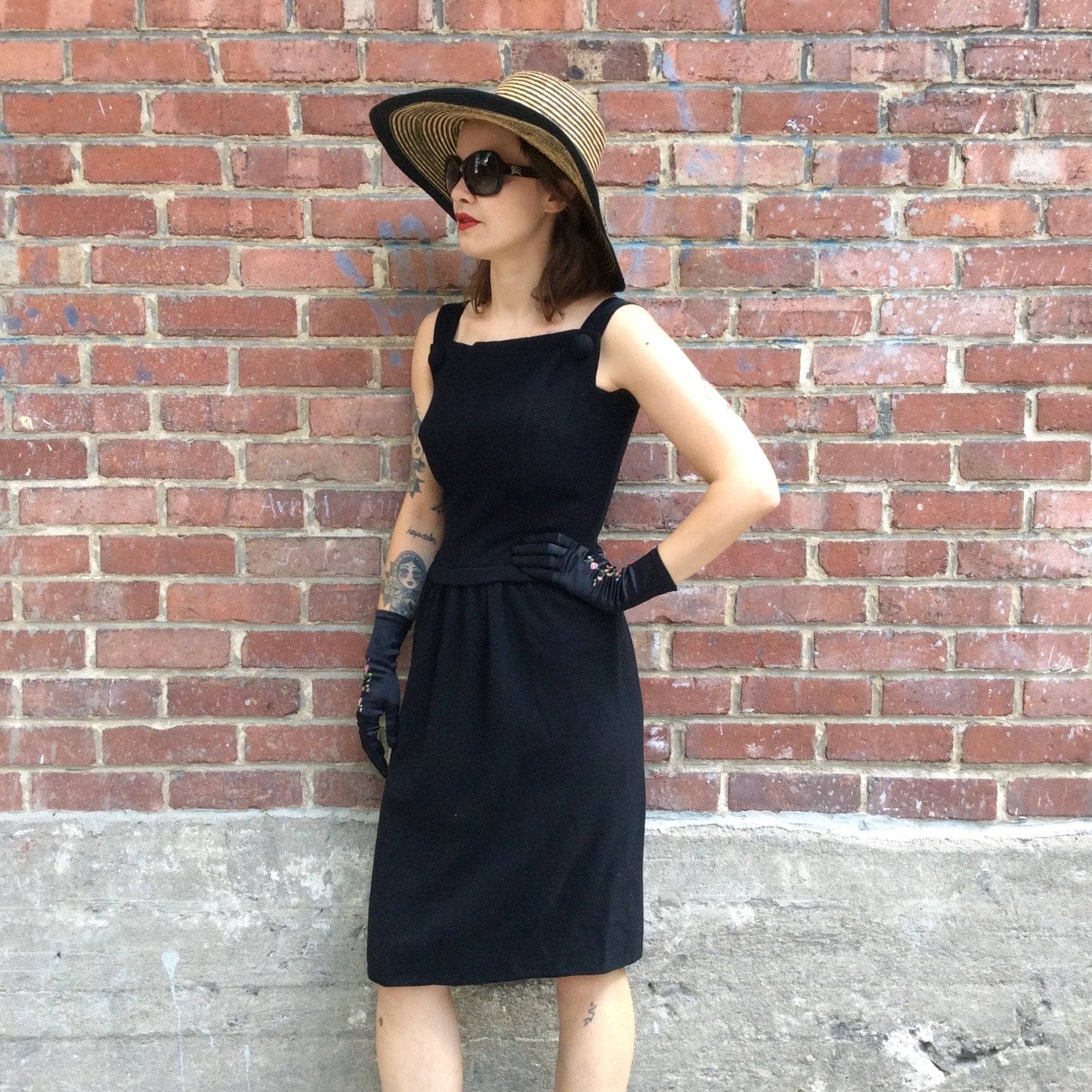 1950s Black Sleeveless Wool Cocktail Dress Small