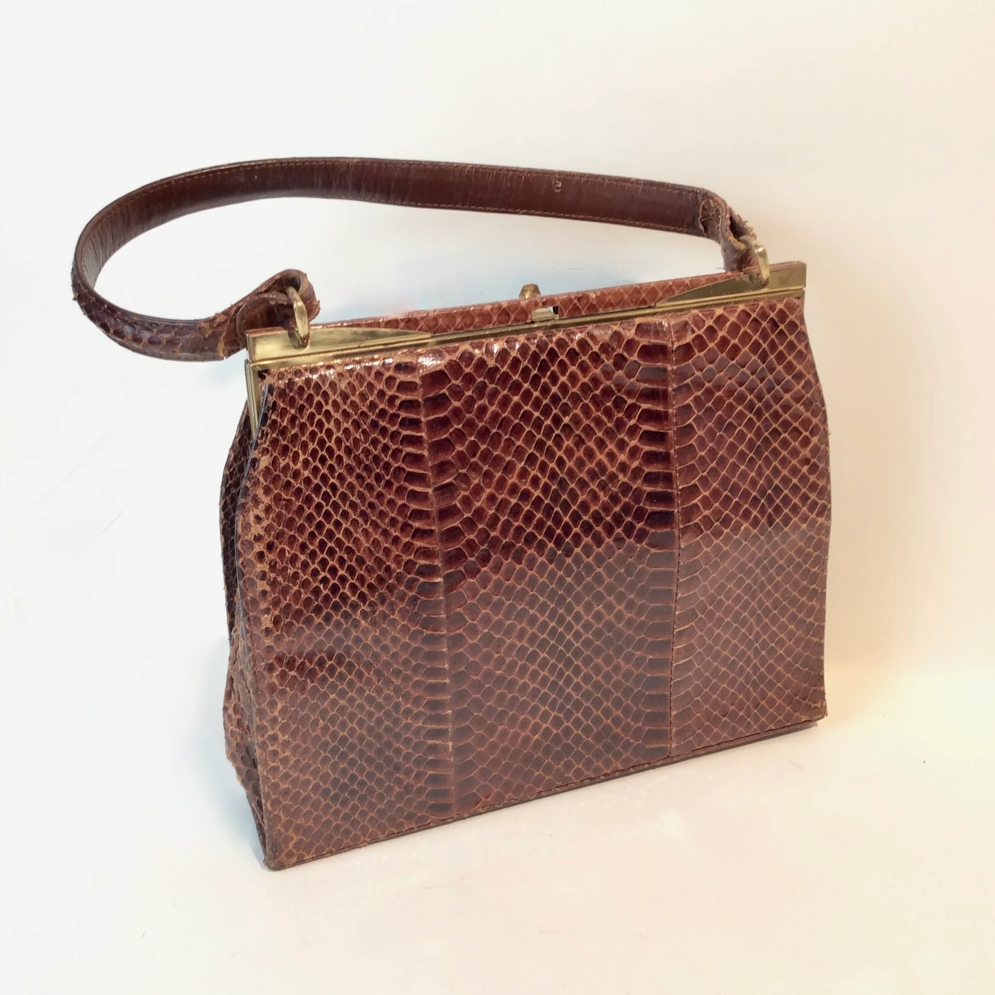 1950s Genuine Snakeskin Frame Handbag with Velvet Interior - Image 3