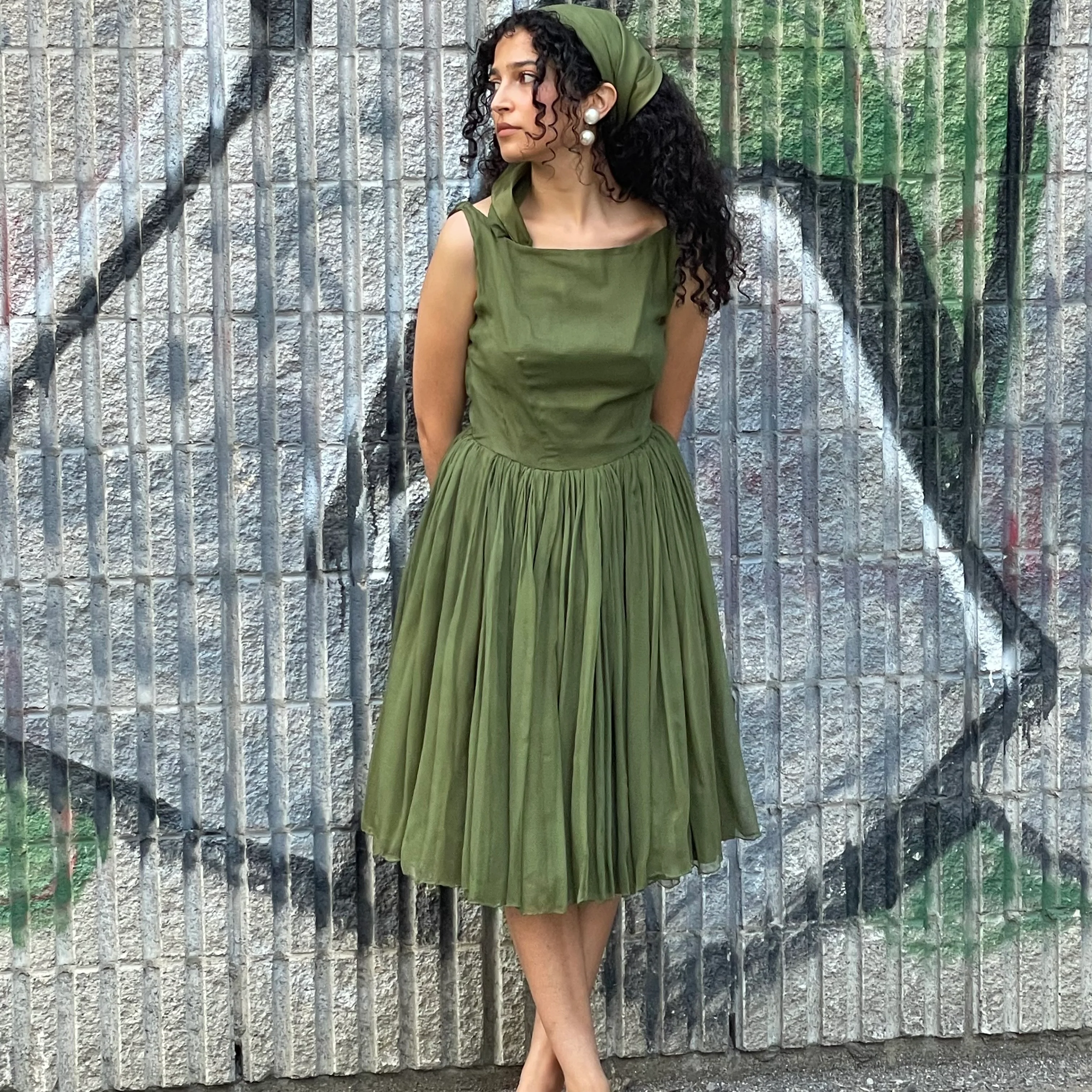 1950s Green Silk Chiffon Open-Back Cocktail Dress Small
