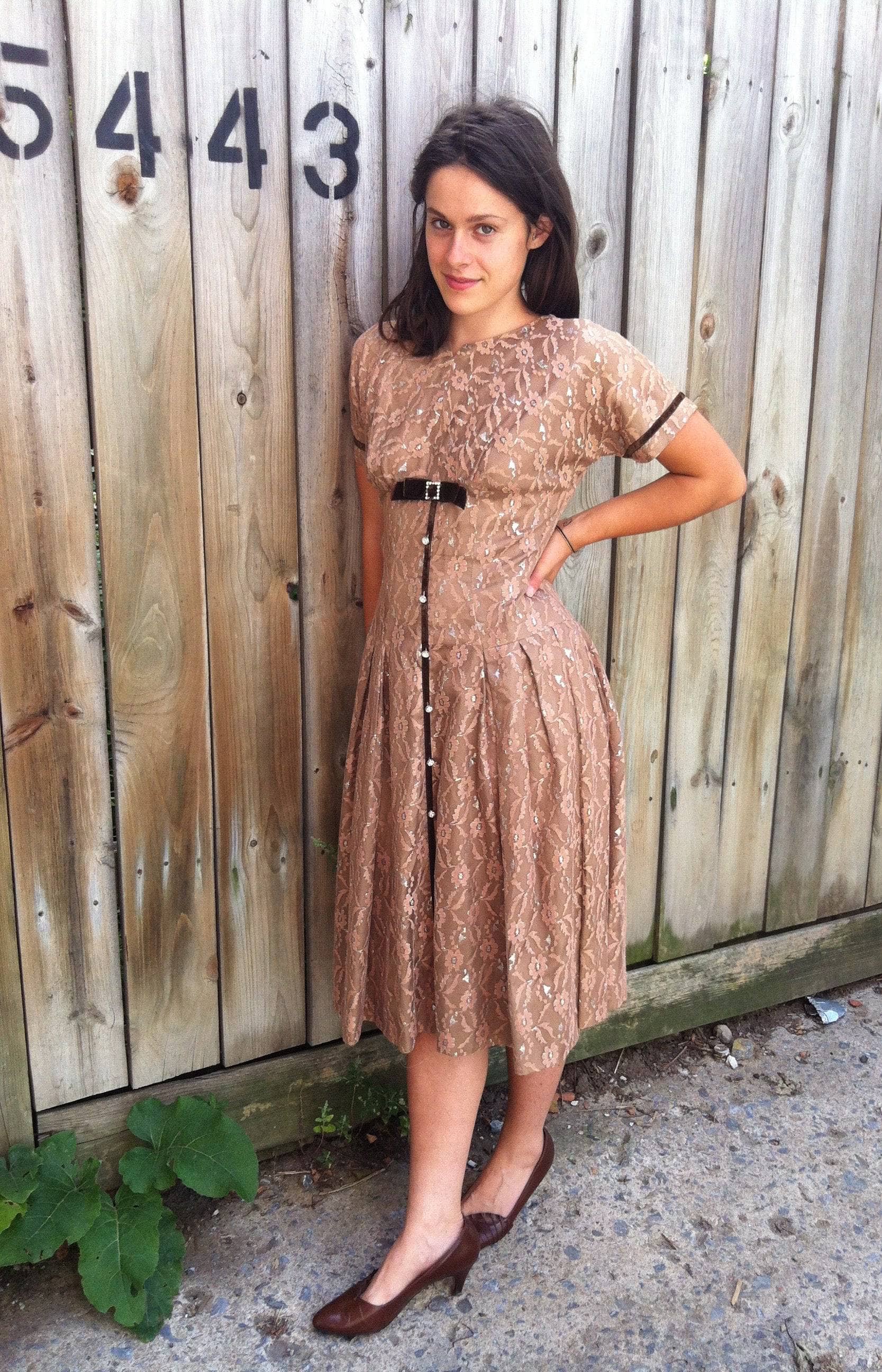 1950s Latte Colour Short Sleeve Lace Midi Dress Small - Image 3
