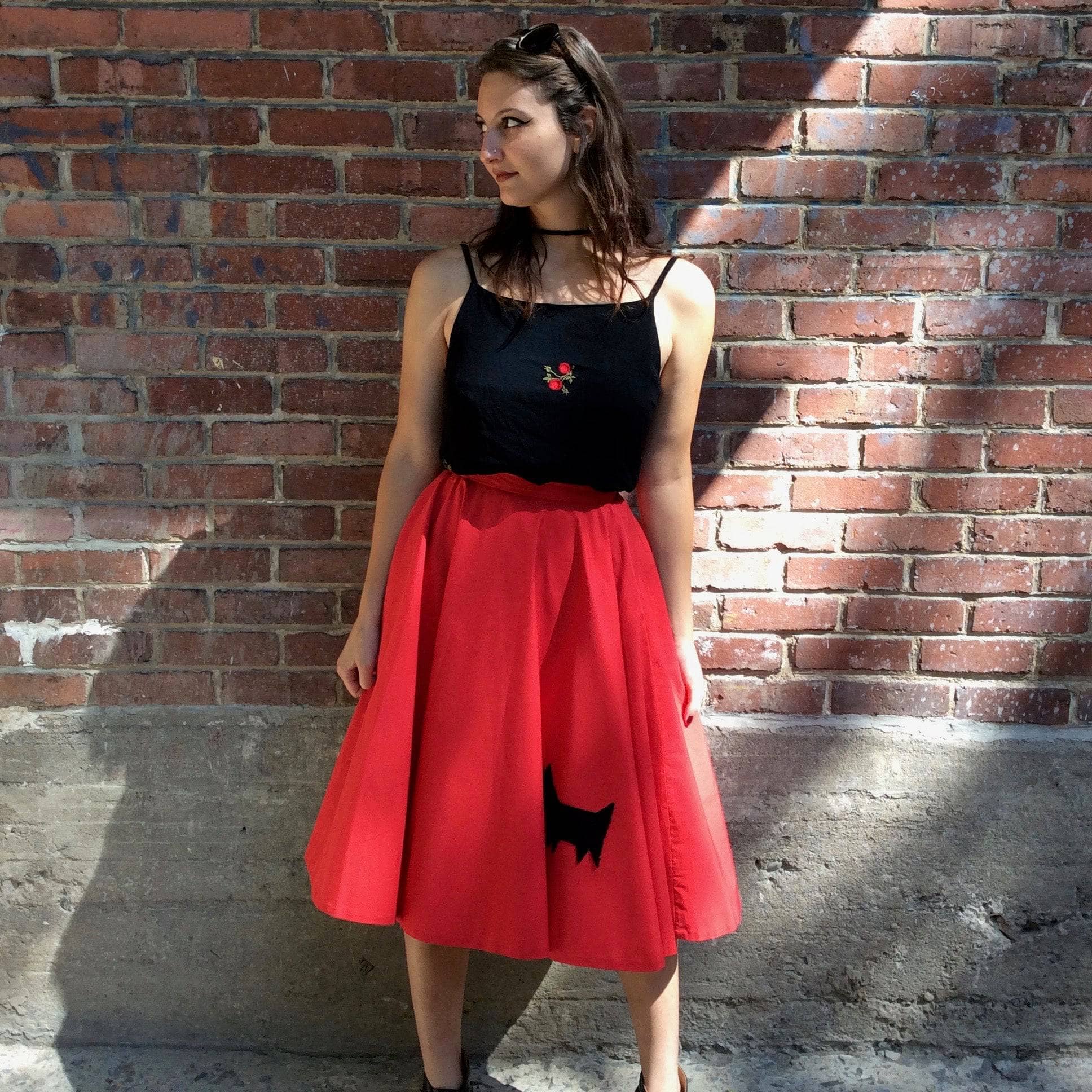 1950s Red Circular Skirt with Novelty Scottie Dog Applique S