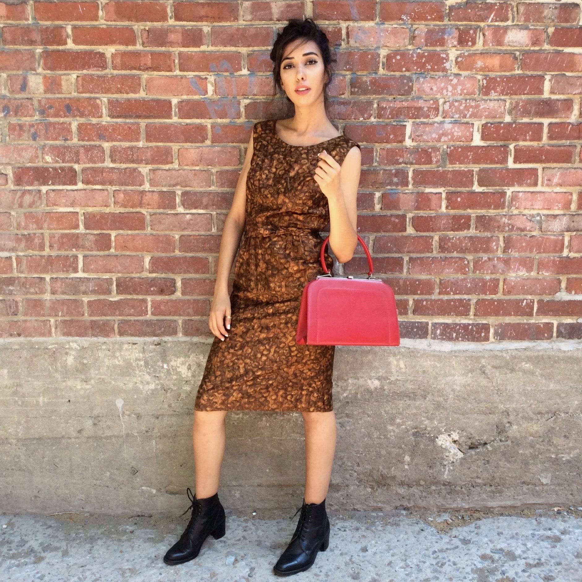 1950s Red Handbag - Image 3