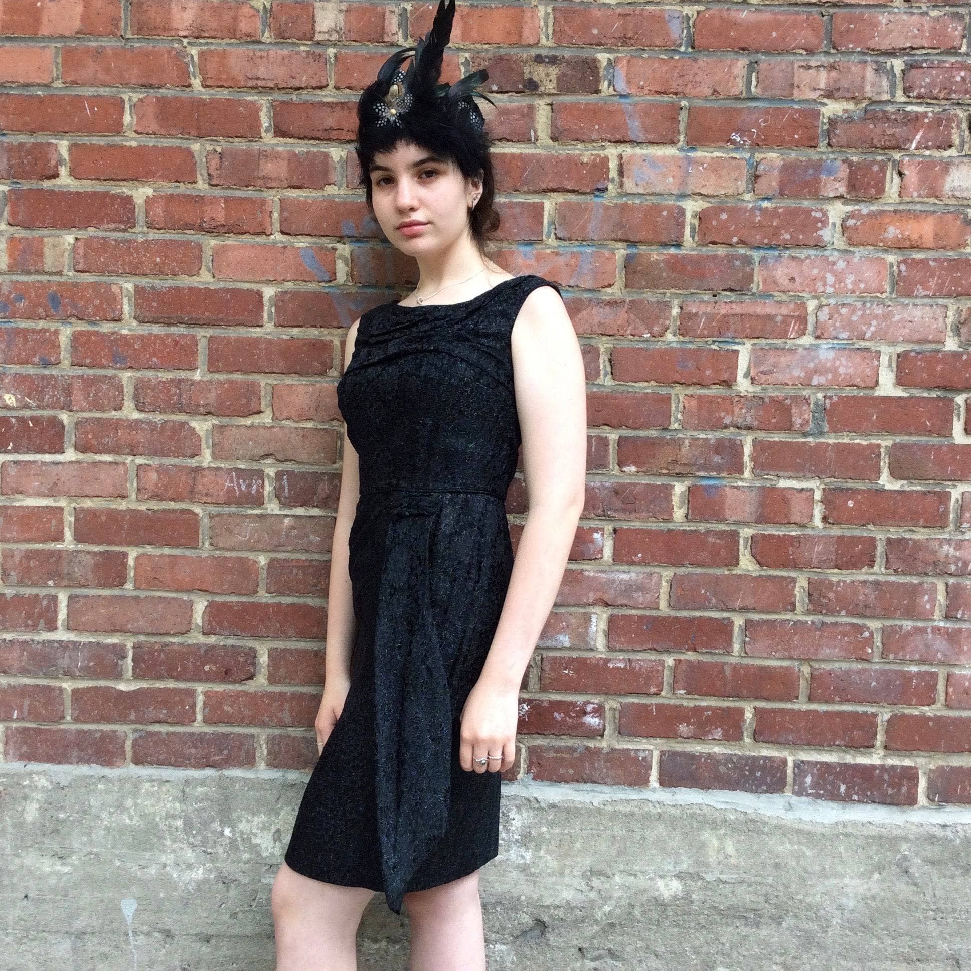 1950s Sleeveless Knee-length Black Brocade Dress Small - Image 3