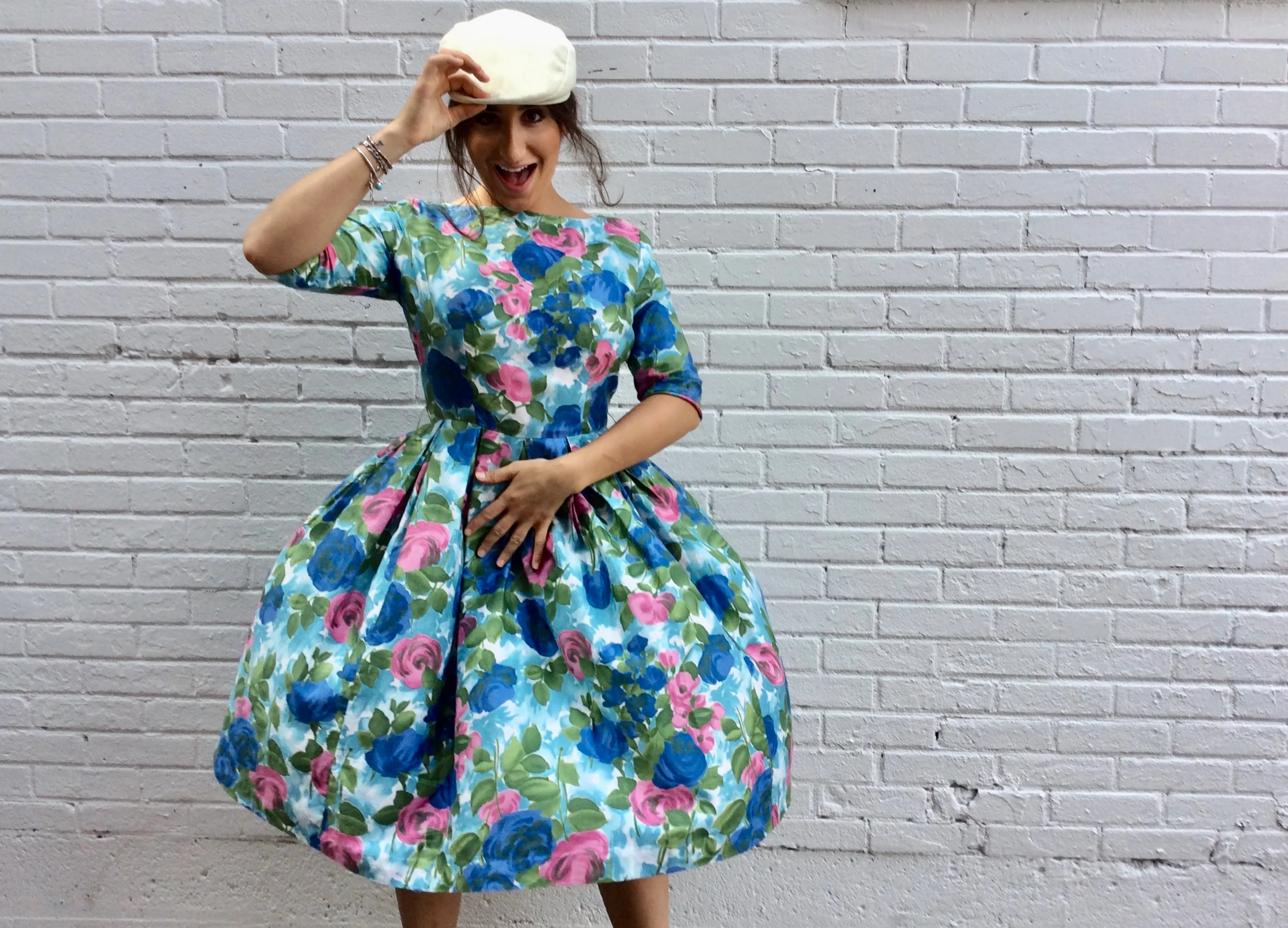 1950s Three Quarter Sleeve Floral Cotton Dress Medium