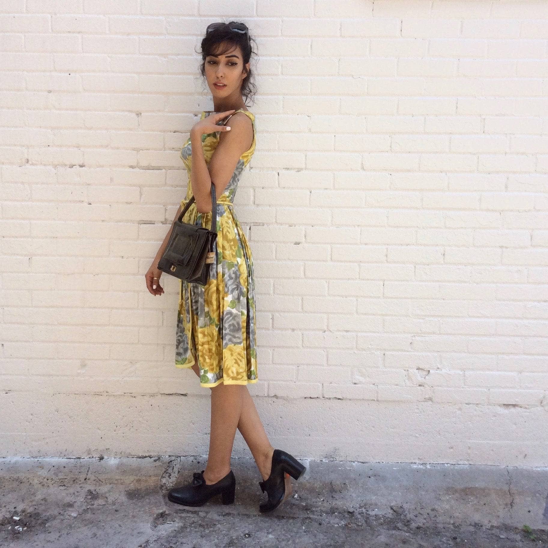 1950s Yellow Floral Cotton Dress Small - Image 7