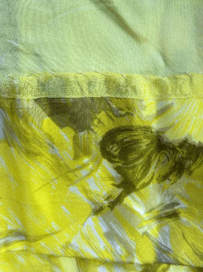 1950s Yellow Silk Floral Print Cocktail Dress Small - Image 7