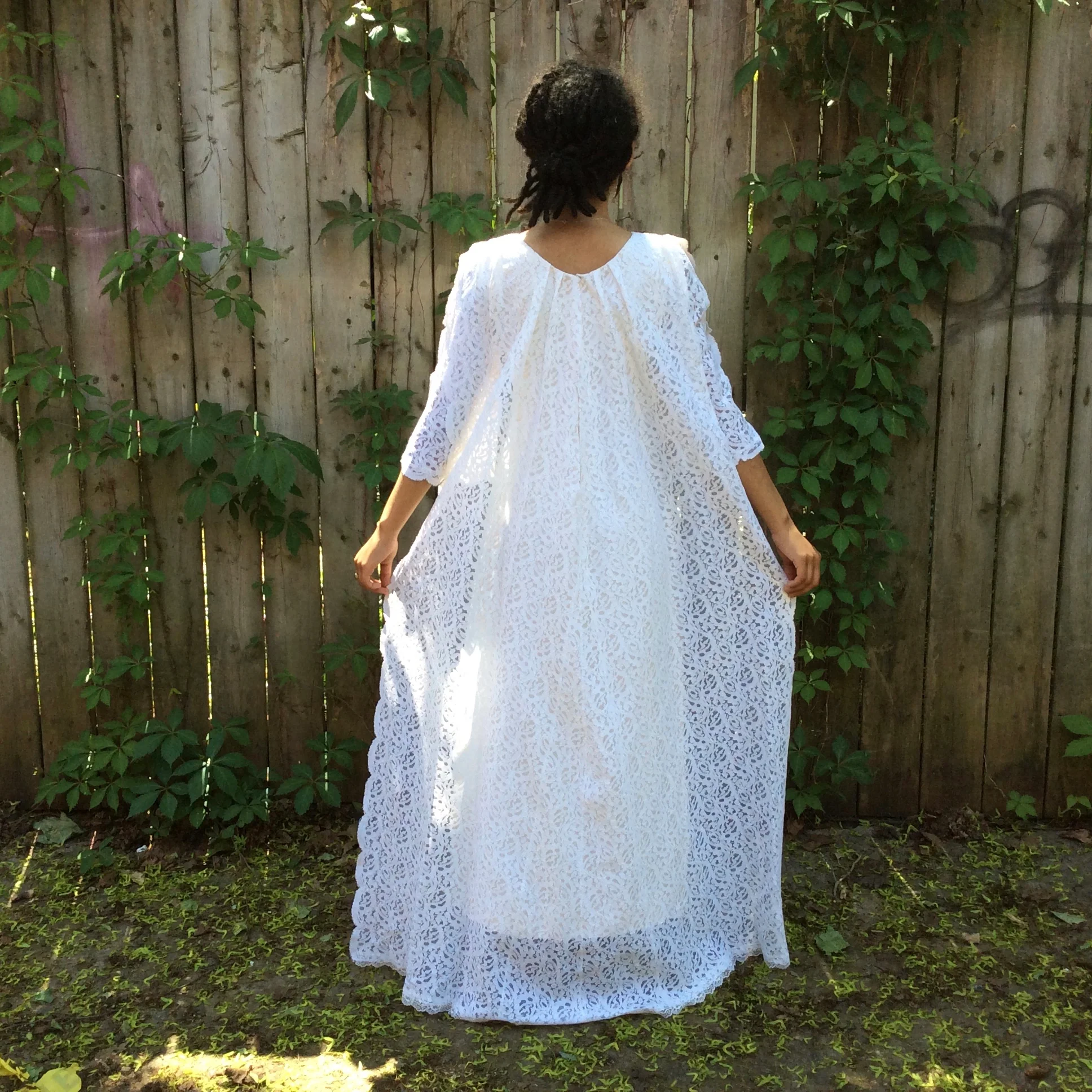 1960s-1970s Ivory Wedding Gown with Train Extra Small - Image 3