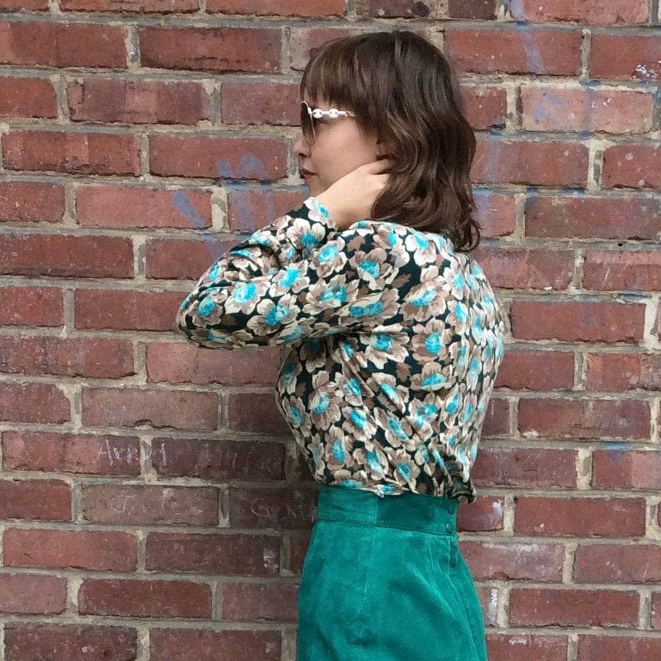 1960s-70s Floral Print Jersey Blouse Medium/Large - Image 4