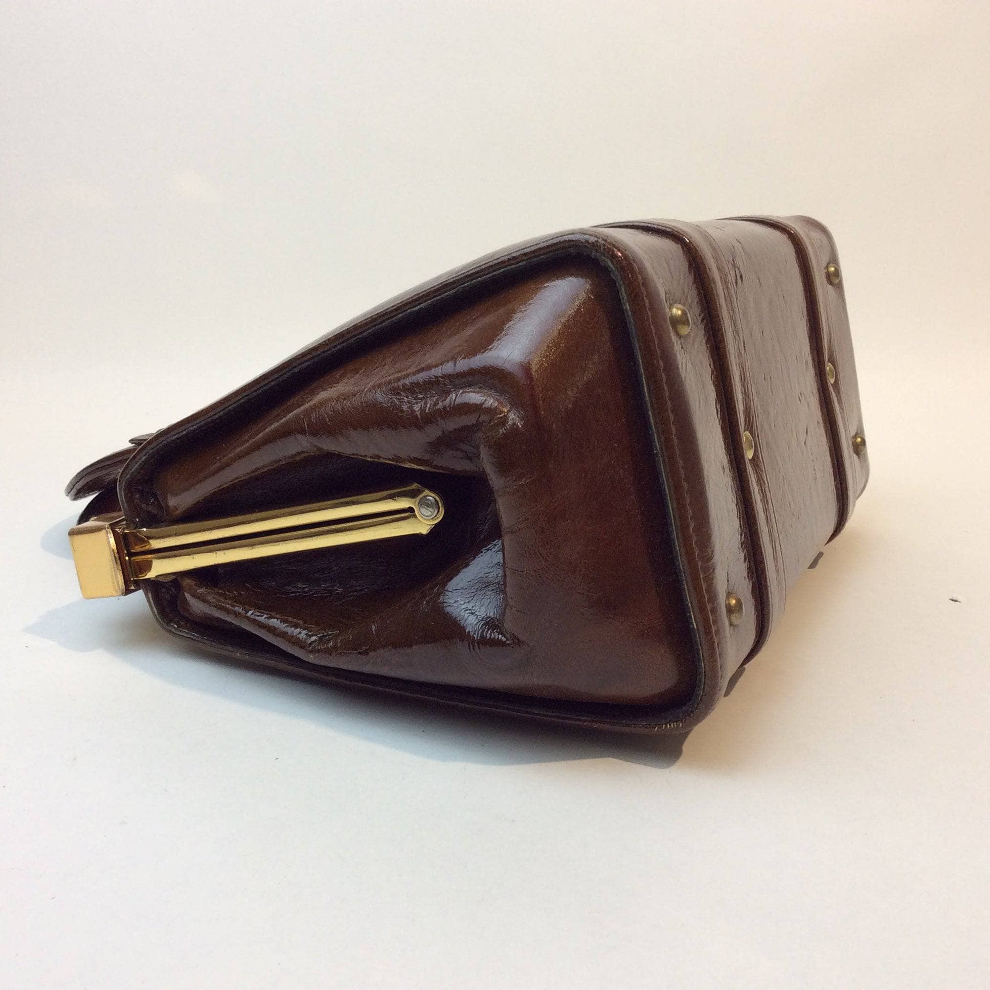 1960s Brown Patent Leather Frame Bag - Image 5