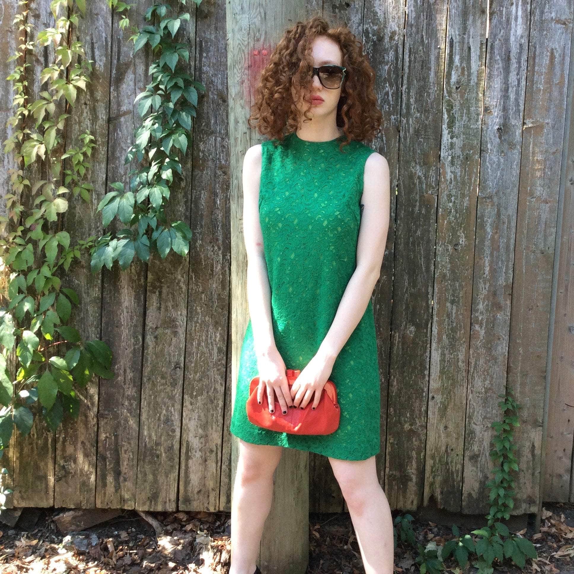 1960s Green Lace Mini Shift Dress Small