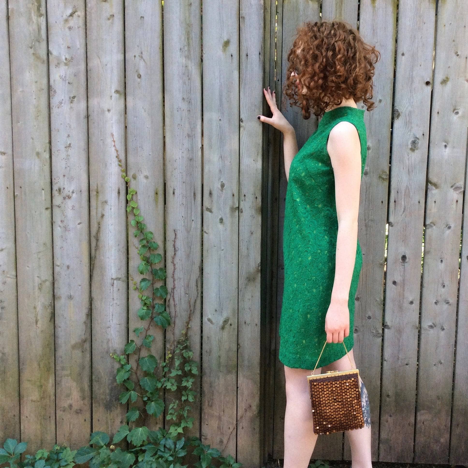 1960s Green Lace Mini Shift Dress Small - Image 4