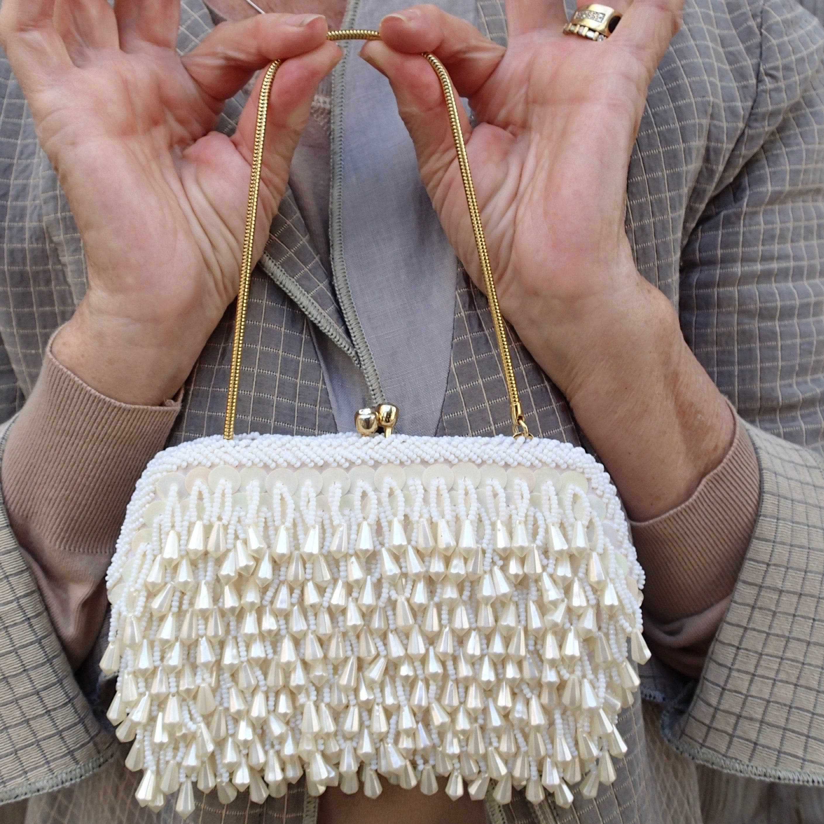 1960's Ivory Bead and Sequin Evening Clutch Bag - Image 9