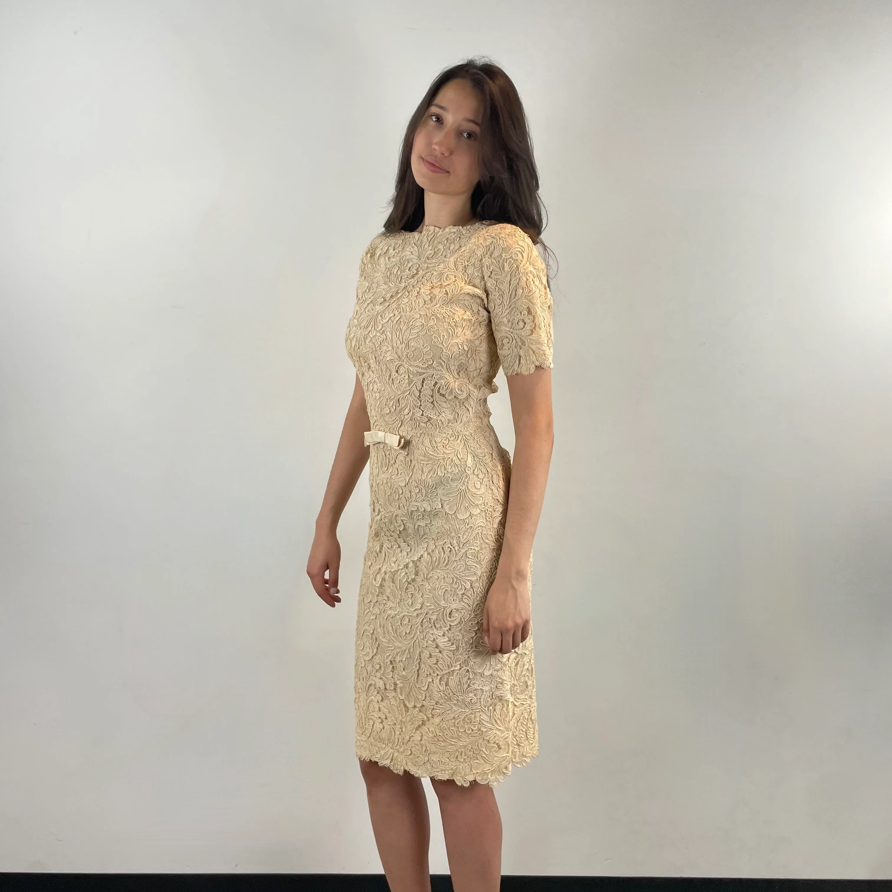 1960s Ivory Short Sleeve Lace Dress Small/Medium - Image 4