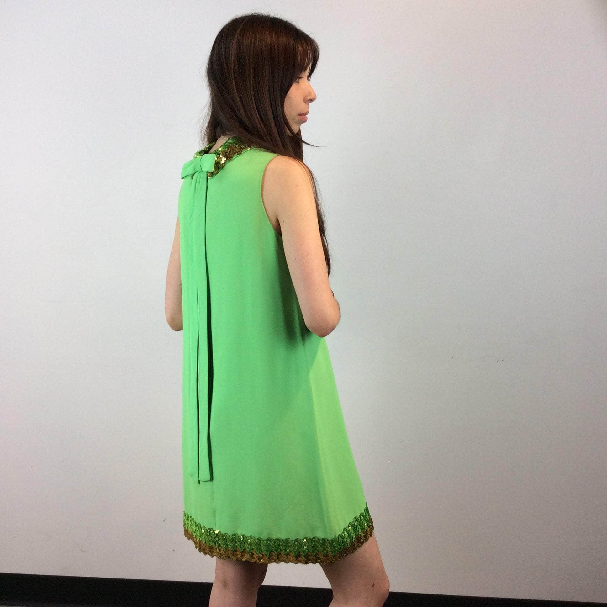 1960s Lime Green Petite Shift Mini Dress Small/Medium - Image 4