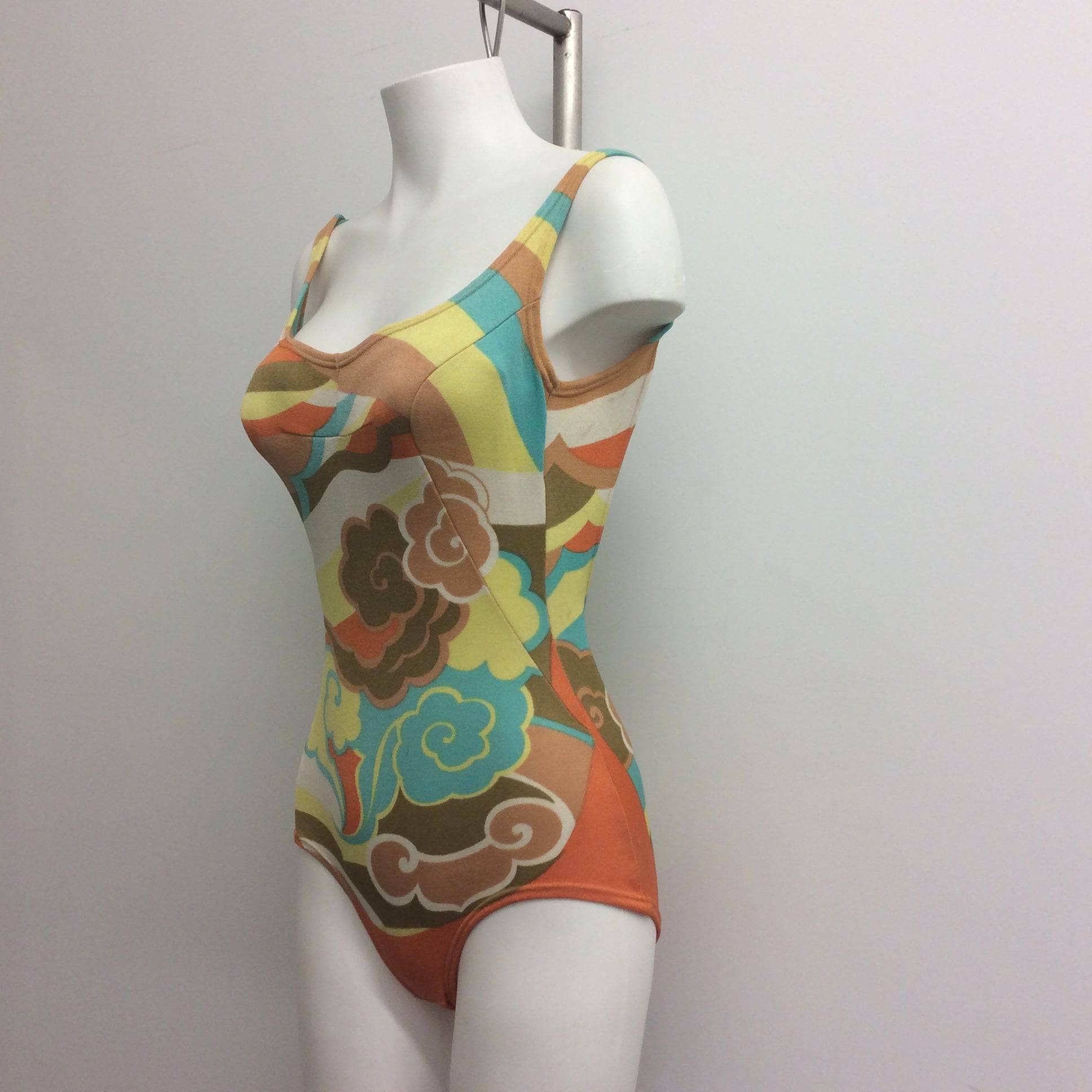 1960s One-piece Open Back Bathing Suit Small - Image 3
