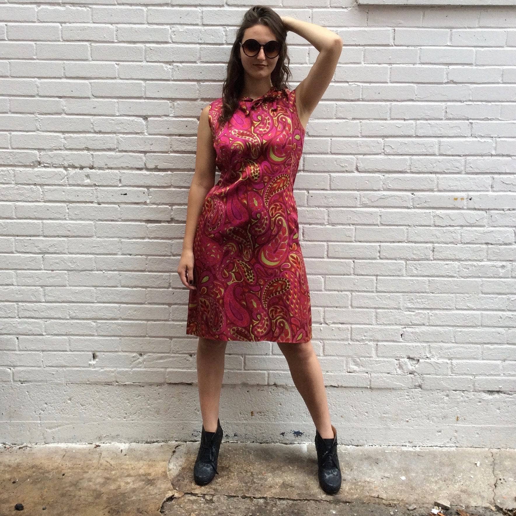 1960s Paisley Bold Print Sheath Dress S/M - Image 8