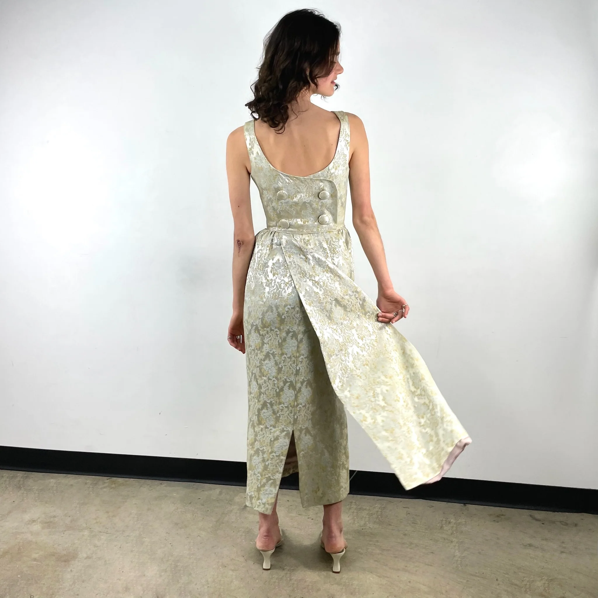 1960s Satin Brocade Sleeveless Gown Small - Image 4