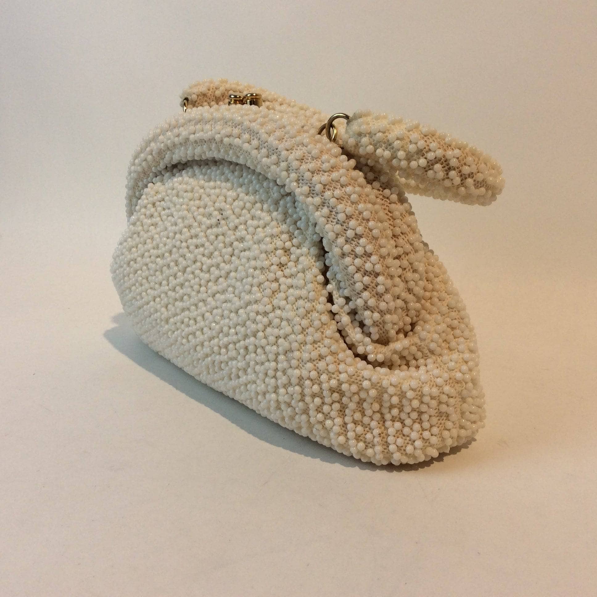 1960s White Grandee Beaded Soft Shell Evening Bag - Image 3
