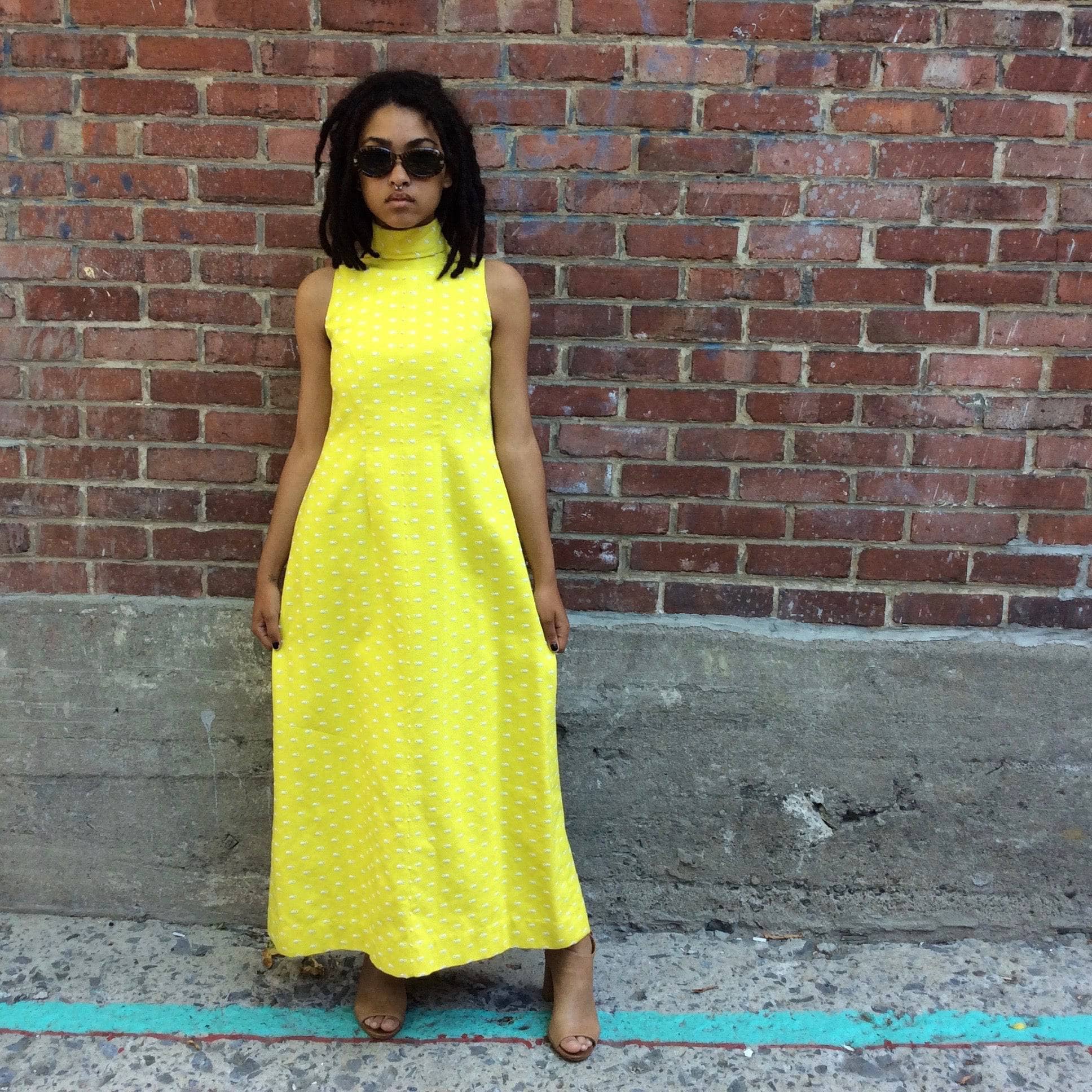 1960s Yellow Maxi Cotton Gown Extra-Small/ Small - Image 5