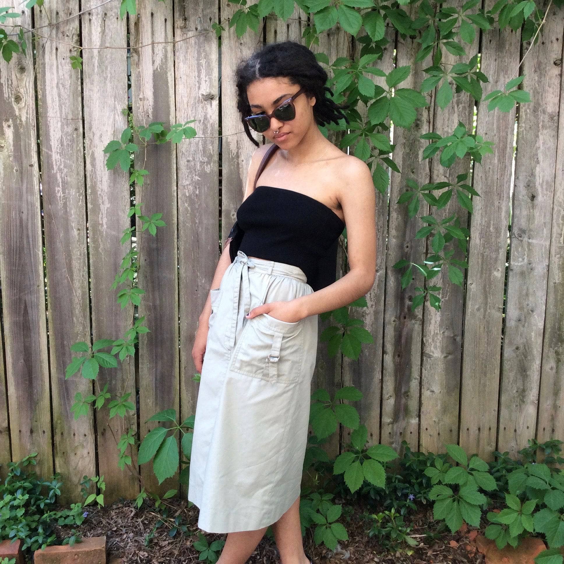 1970s-80s Designer Christian Dior Beige cotton Cargo Skirt - Image 3