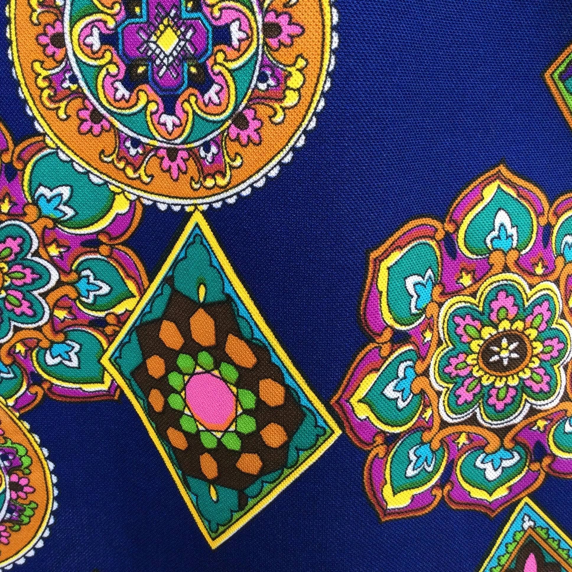 1970s A-Line Mandala Pattern Maxi Skirt Small - Image 5