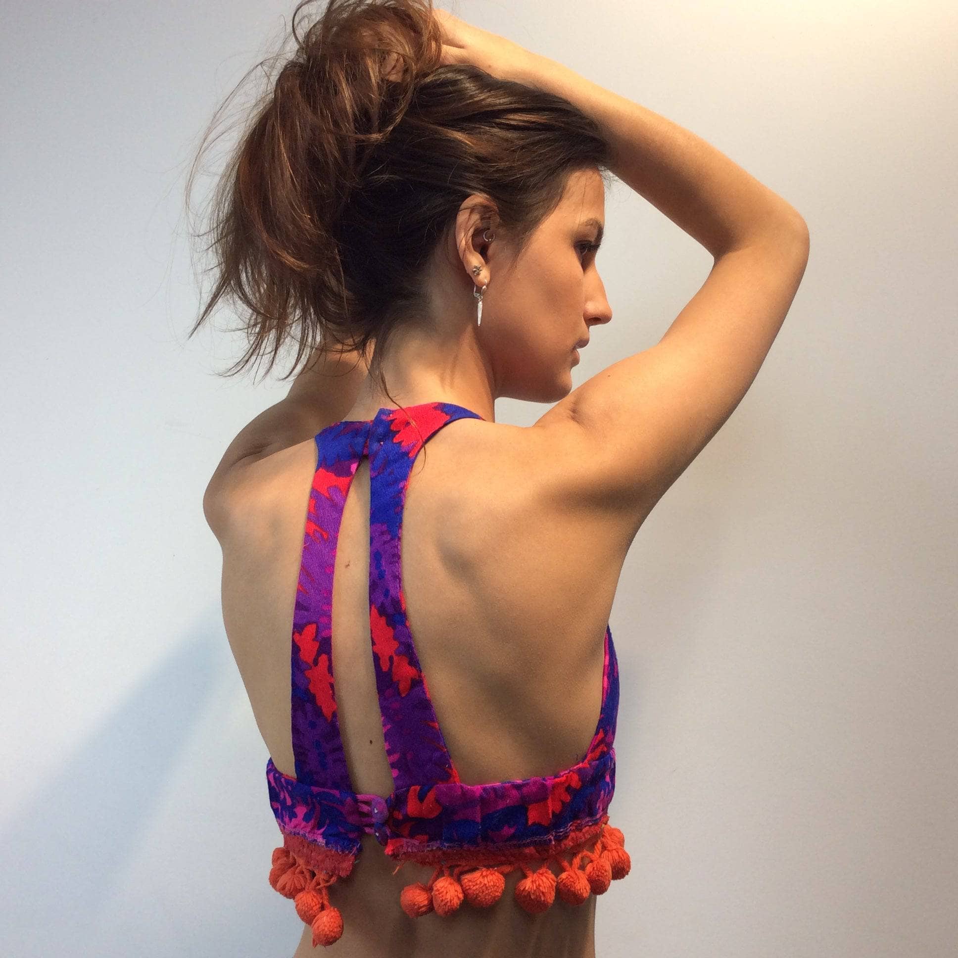 1970s Bold Print Halter Cropped Top Small - Image 2