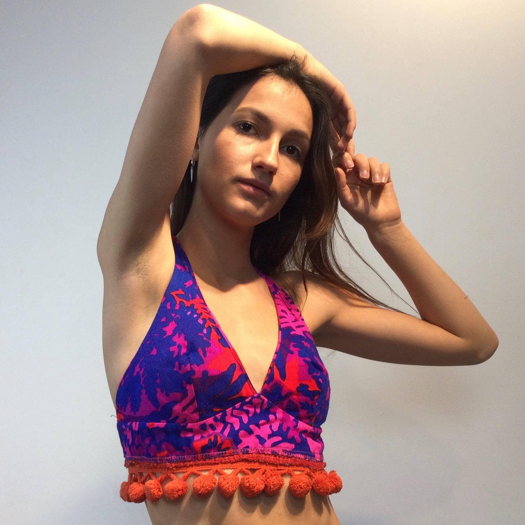 1970s Bold Print Halter Cropped Top Small - Image 3