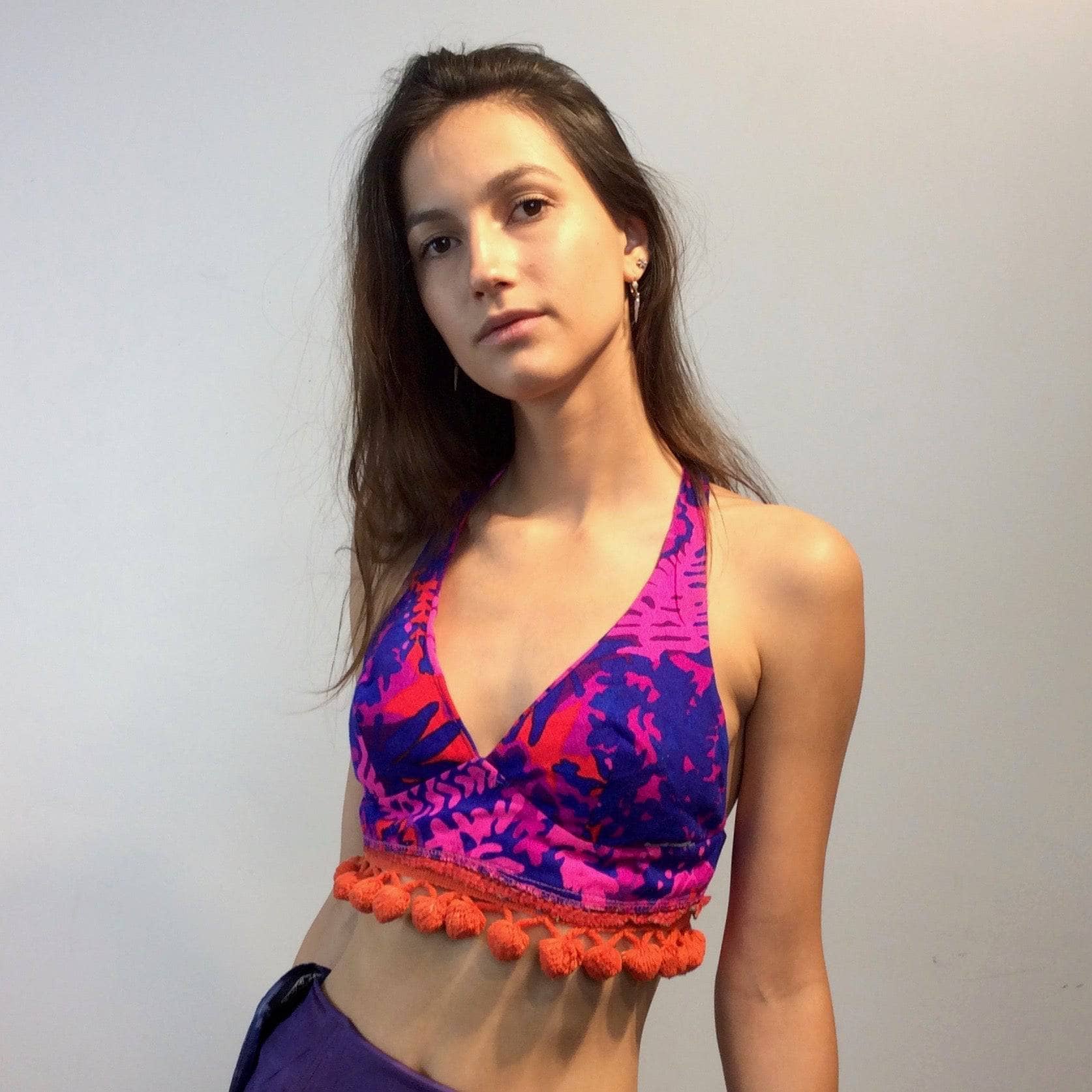 1970s Bold Print Halter Cropped Top Small - Image 5