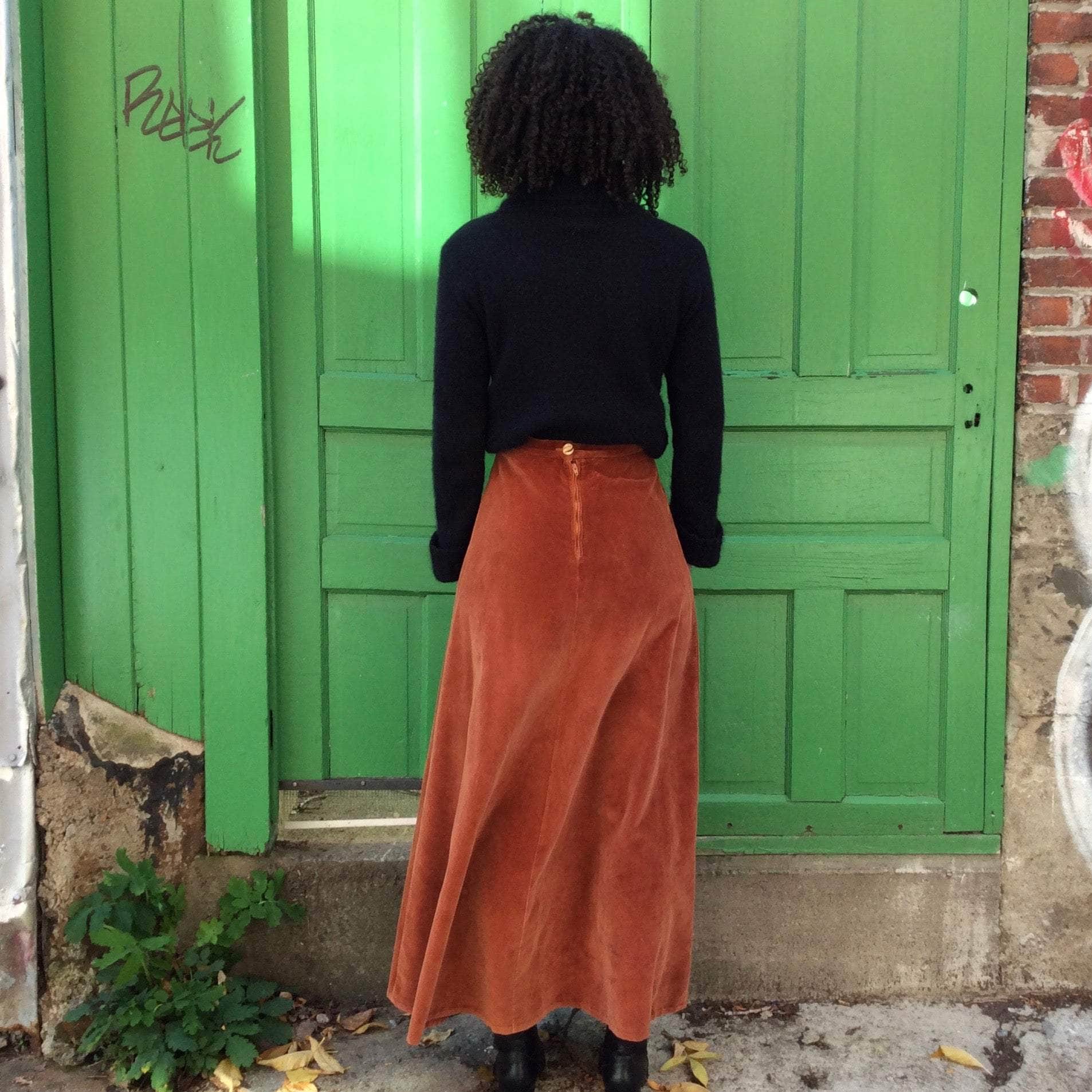 1970s Brick Colour Maxi Velvet Skirt Small - Image 4