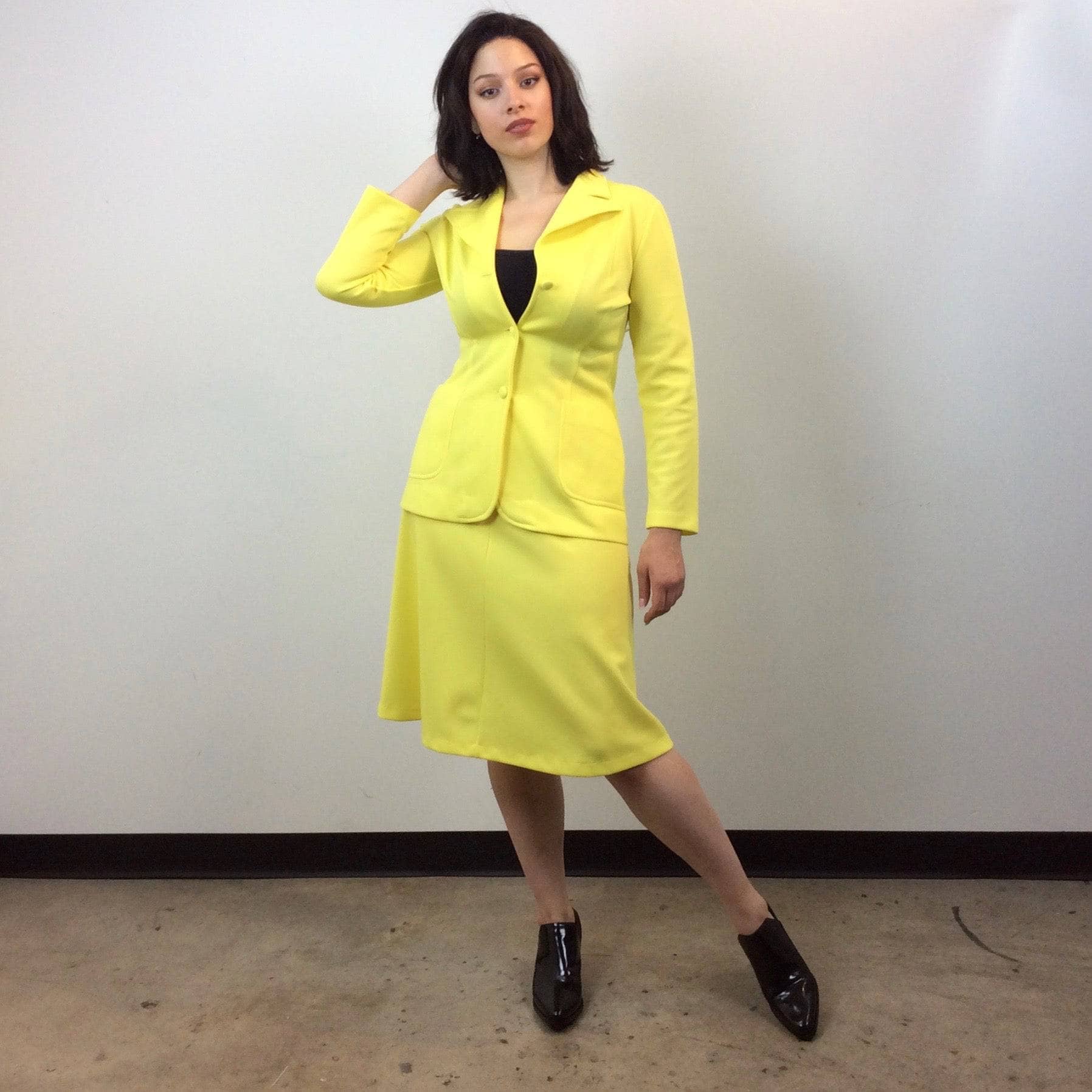 1970s Bright Yellow Blazer, Skirt and Pant Set Medium - Image 4