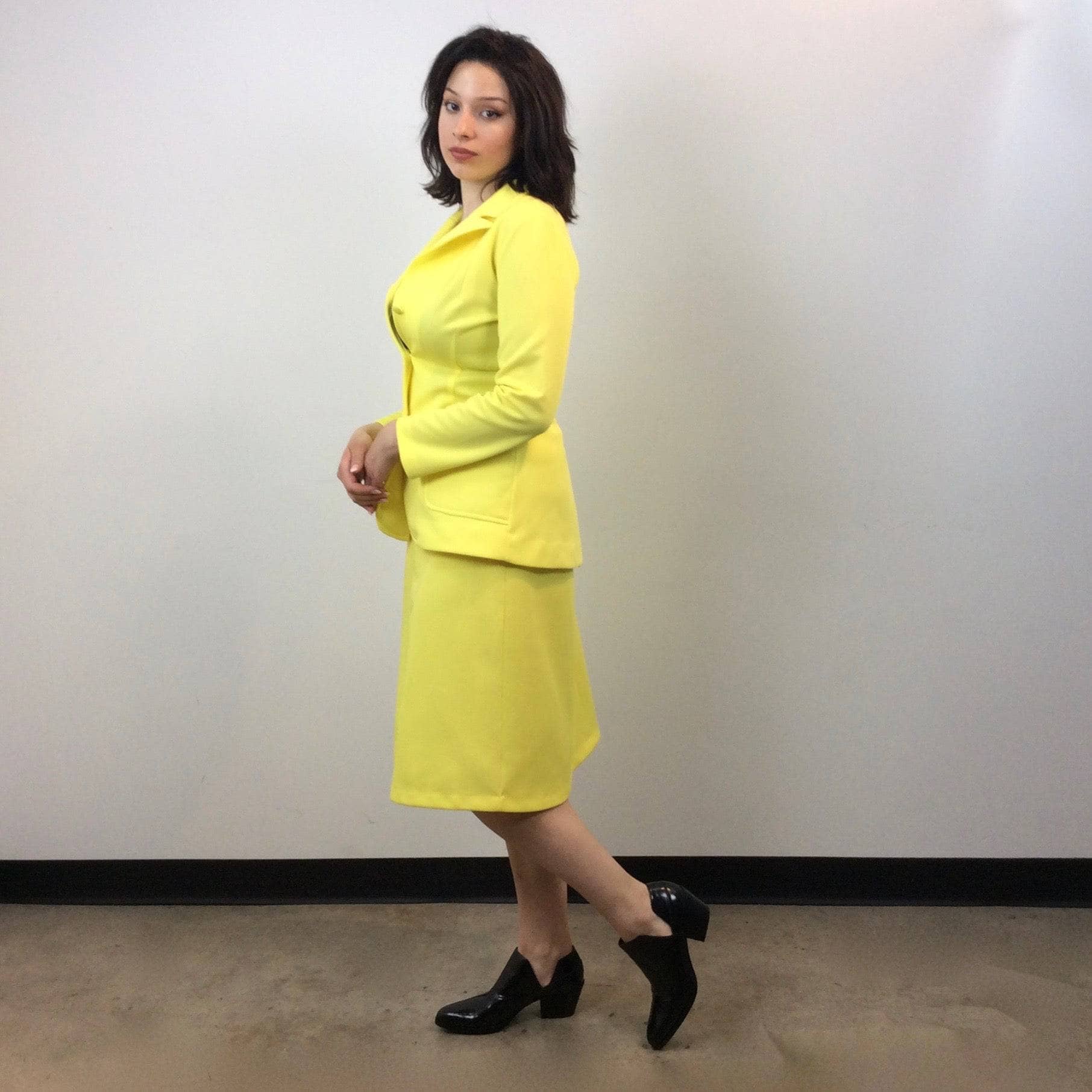1970s Bright Yellow Blazer, Skirt and Pant Set Medium - Image 6