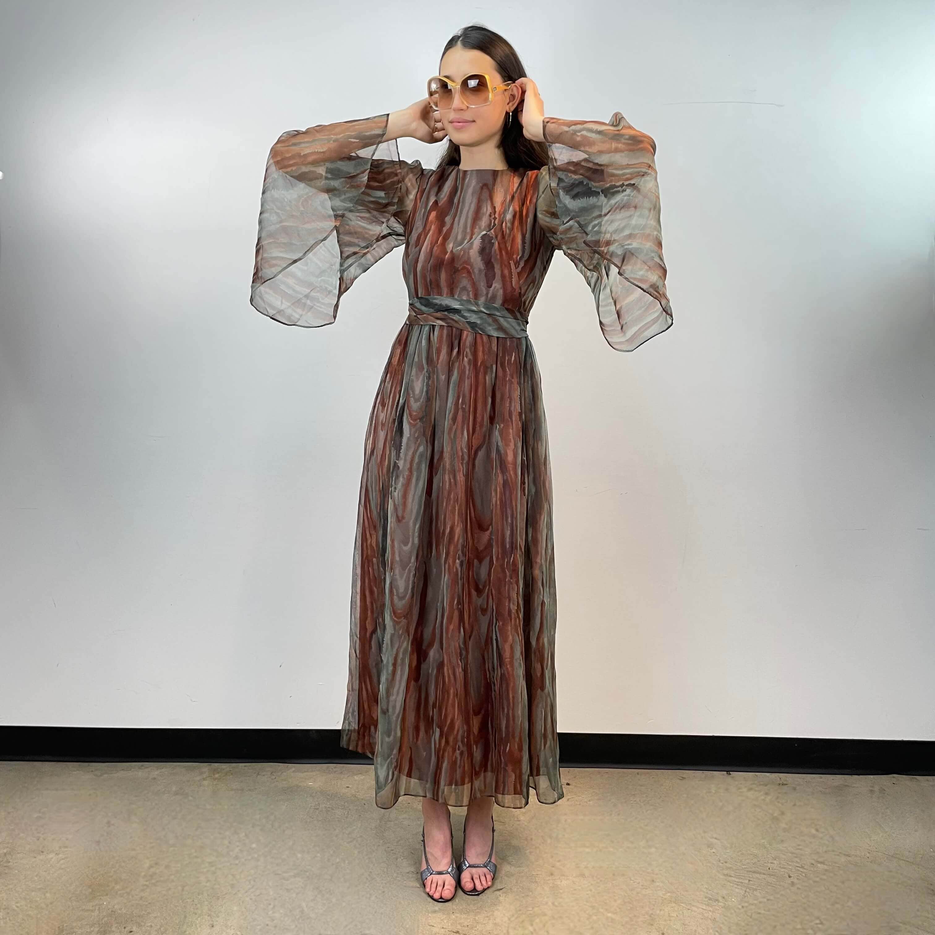 1970s Floor-Length Boho Chic Flowy Gown small/Medium - Image 2
