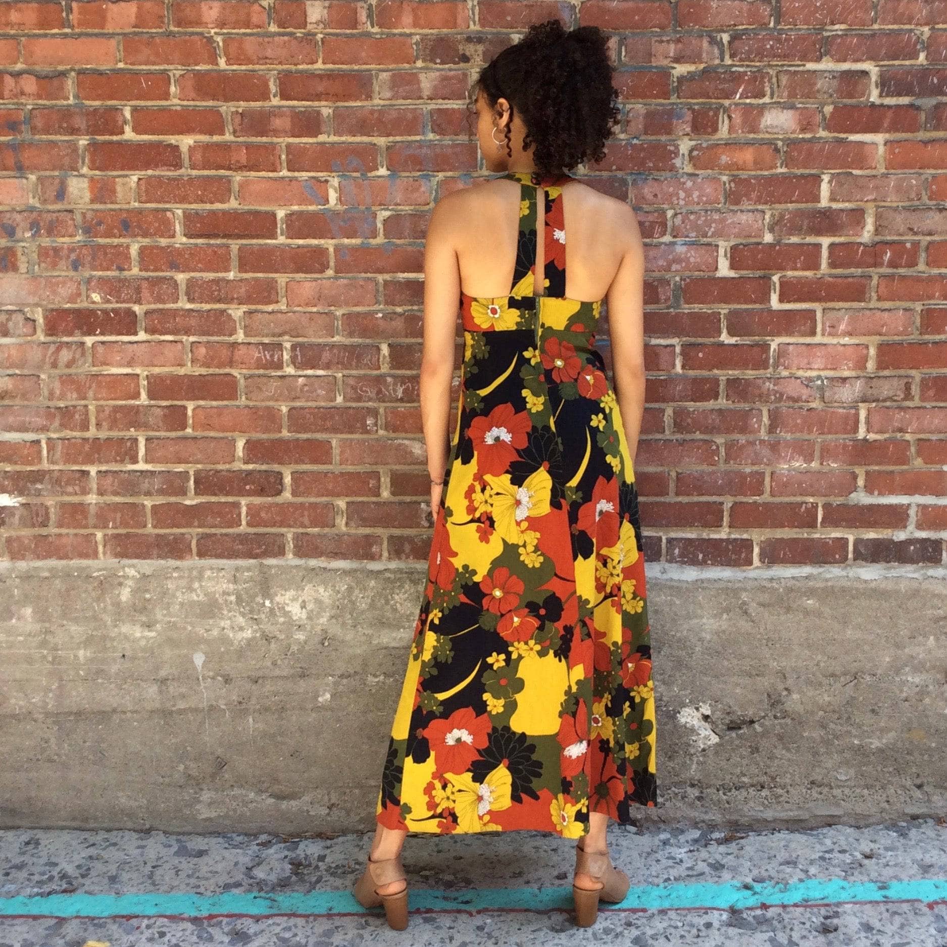 1970s Hawaiian Halter Top Maxi Dress Small - Image 4