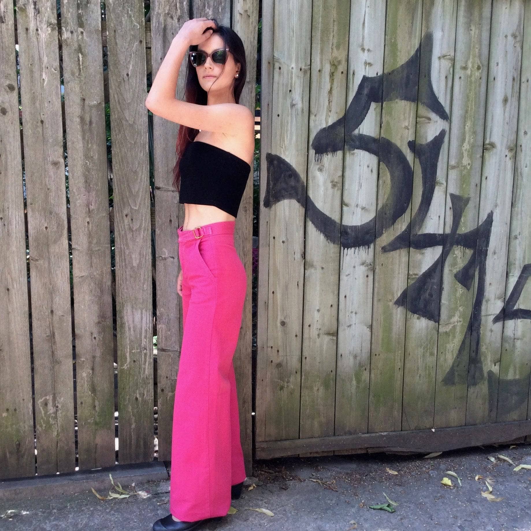 1970s High-Waisted Wide-Leg Hot Pink Jeans X-Small - Image 6